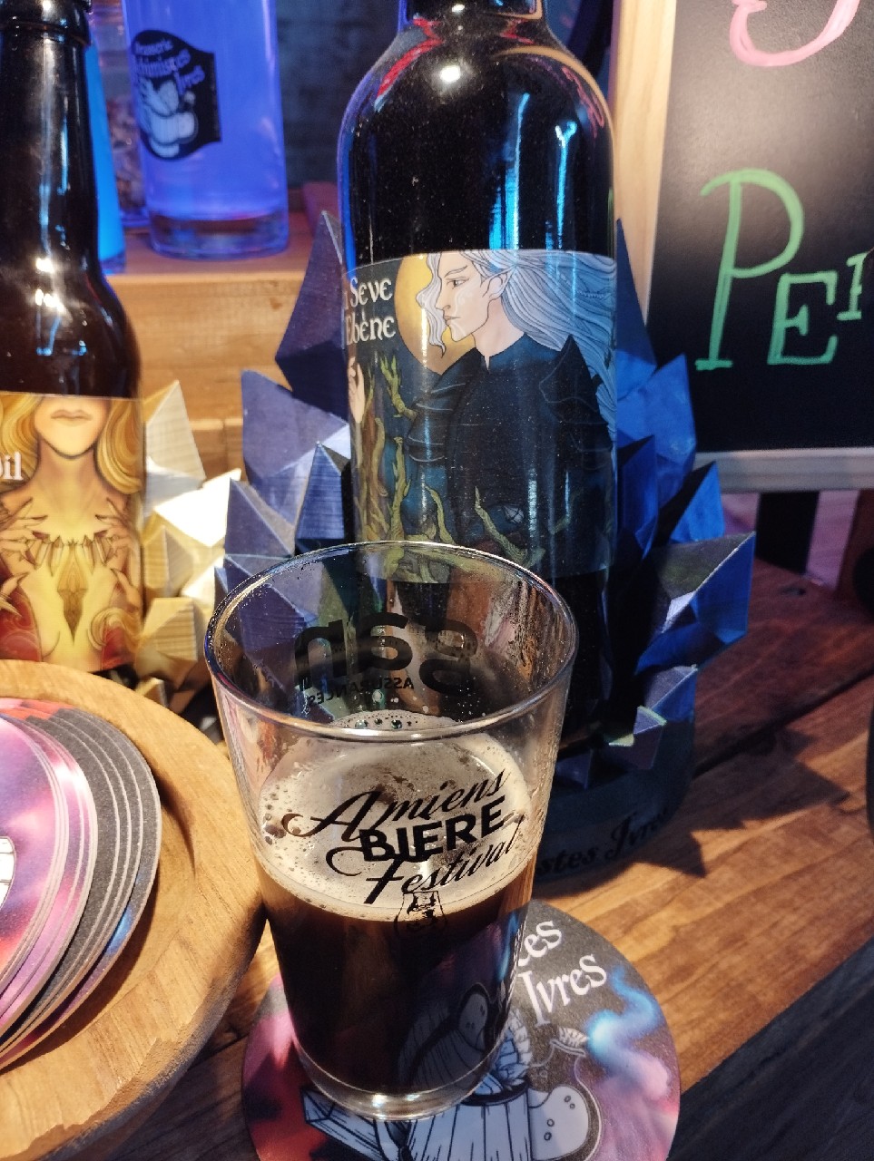 La Sève D'Ébène, France