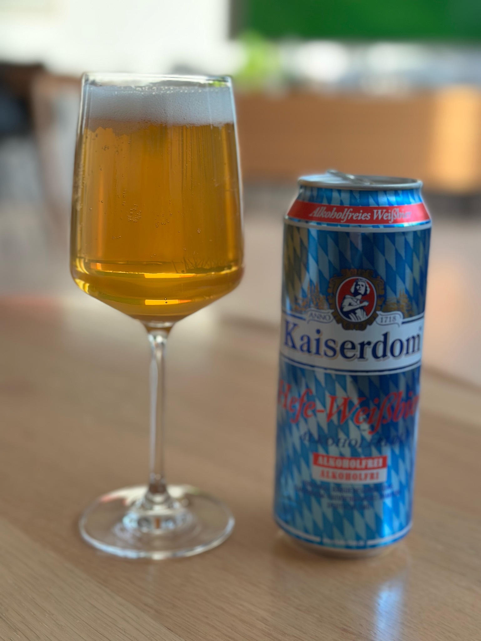 Kaiserdom Hefe-Weissbier 0,5%, Germany