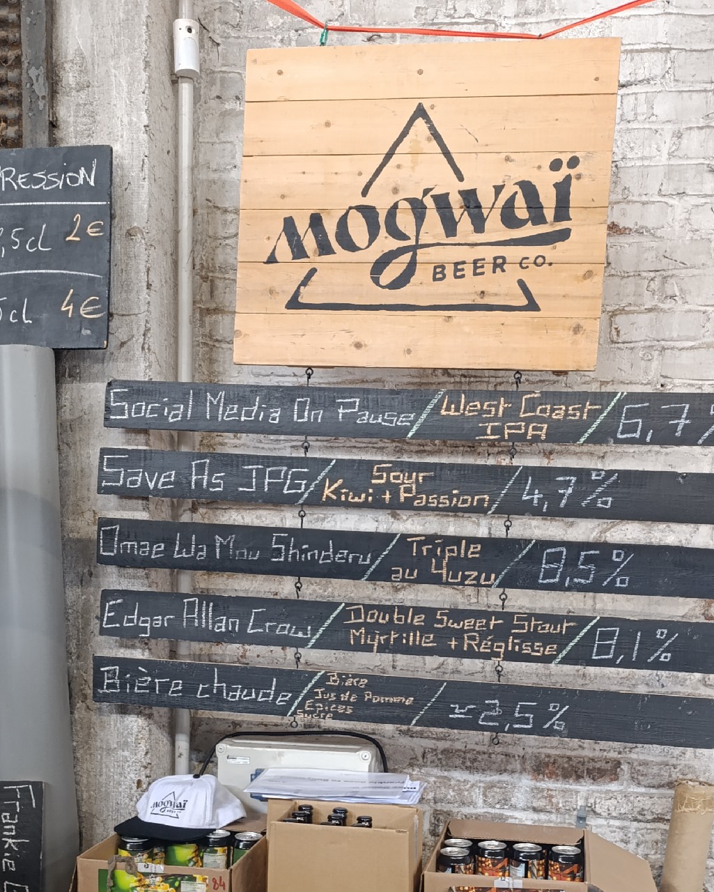 Omae Wa Mou Shindeiru, France