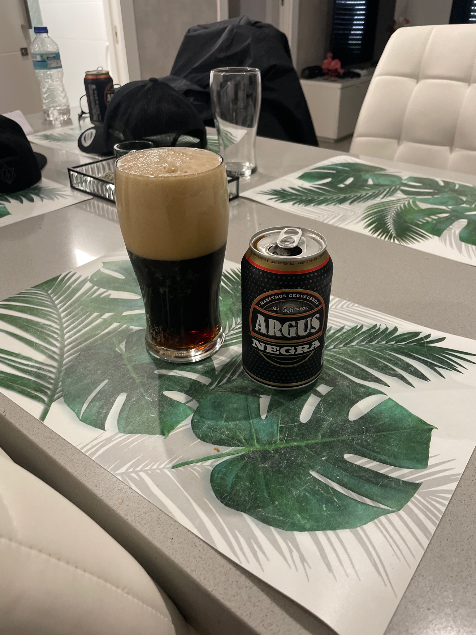 Argus Negra, Spain