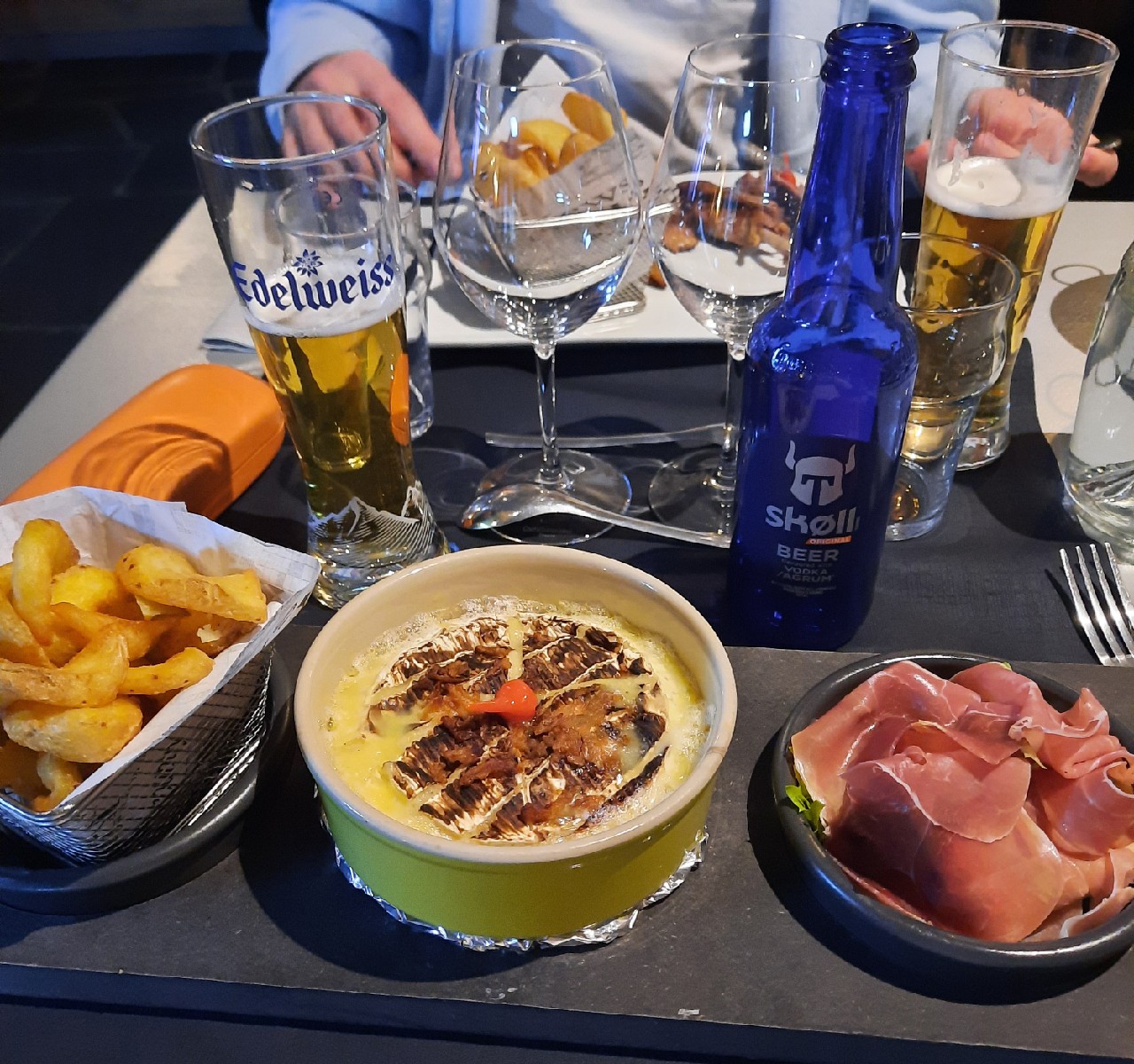 Skøll Cosmøpolitan Vodka/Cranberry & Lime, France