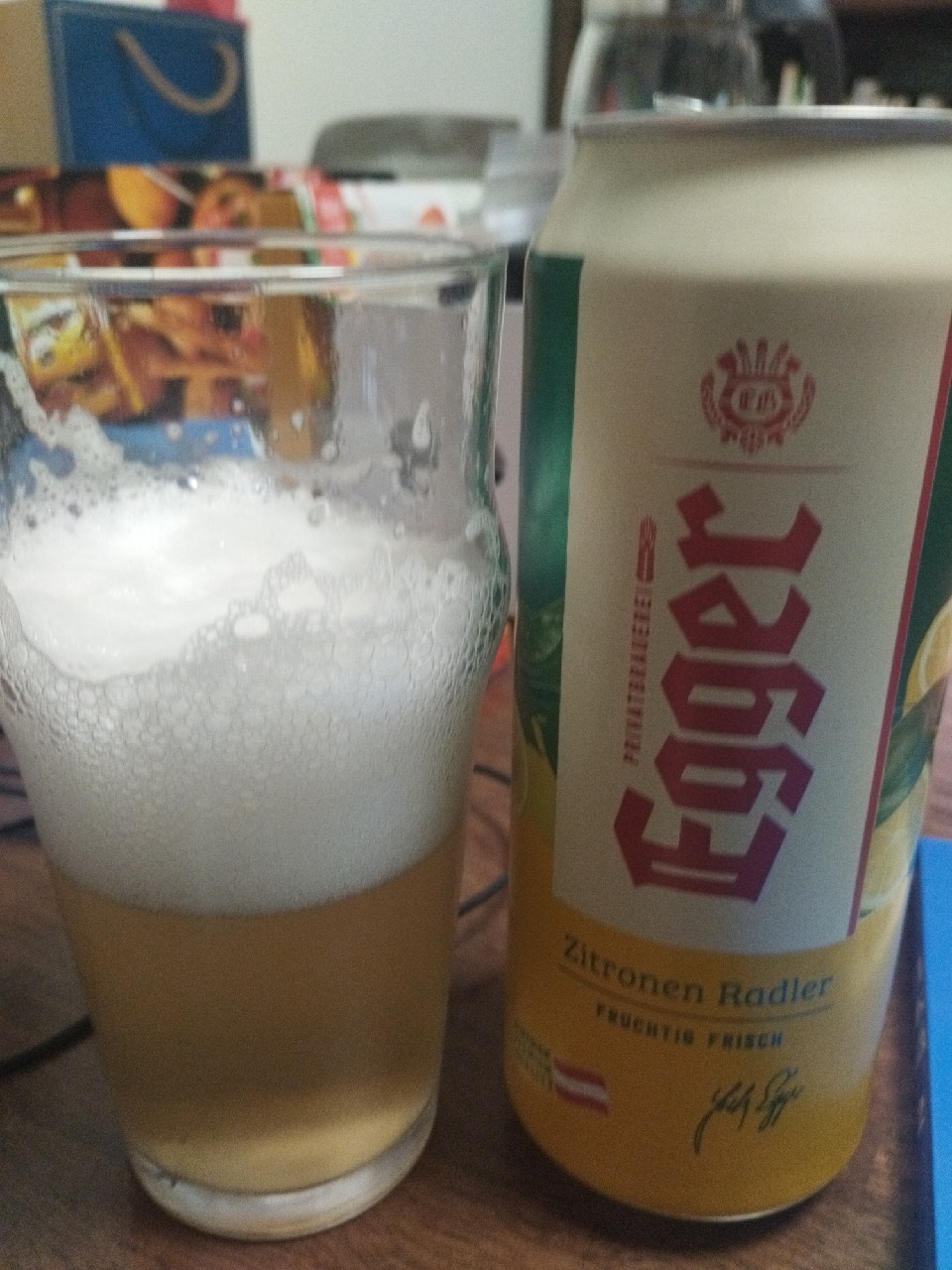 Egger Zitronen Radler Naturtrüb, Austria