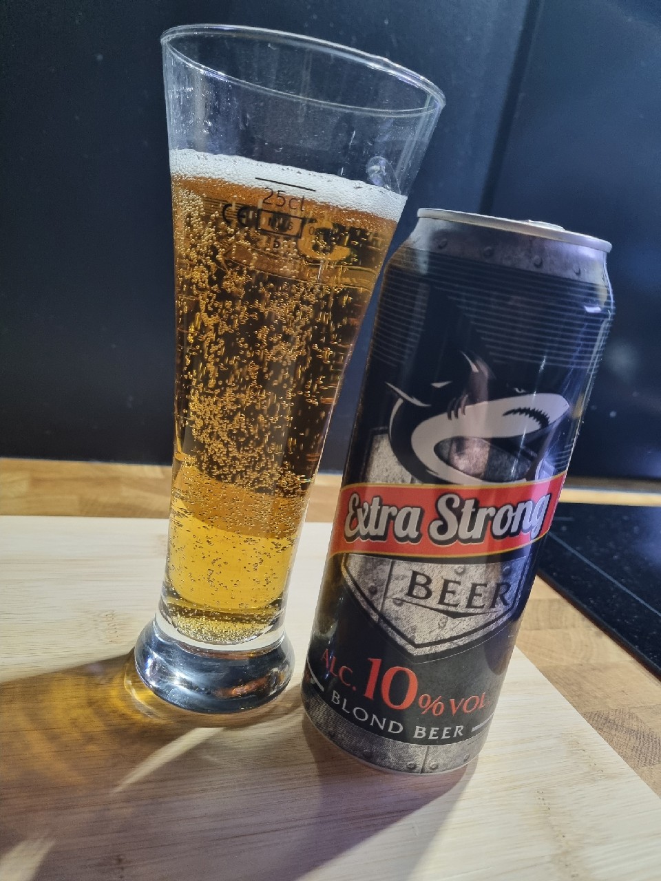 Extra strong beer 10, France