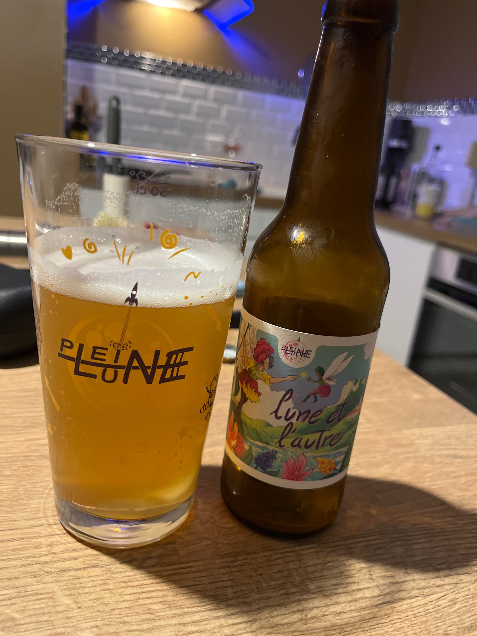 Lune Et L'Autre, France