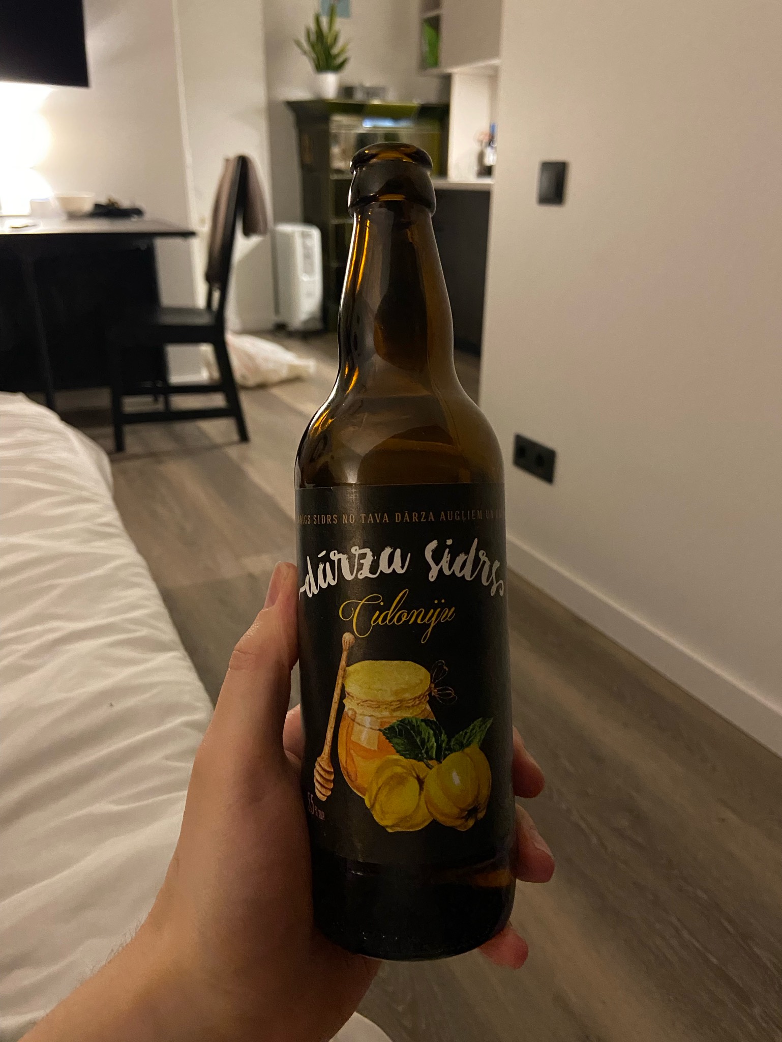 Dārza Sidrs Cidoniju, Latvia