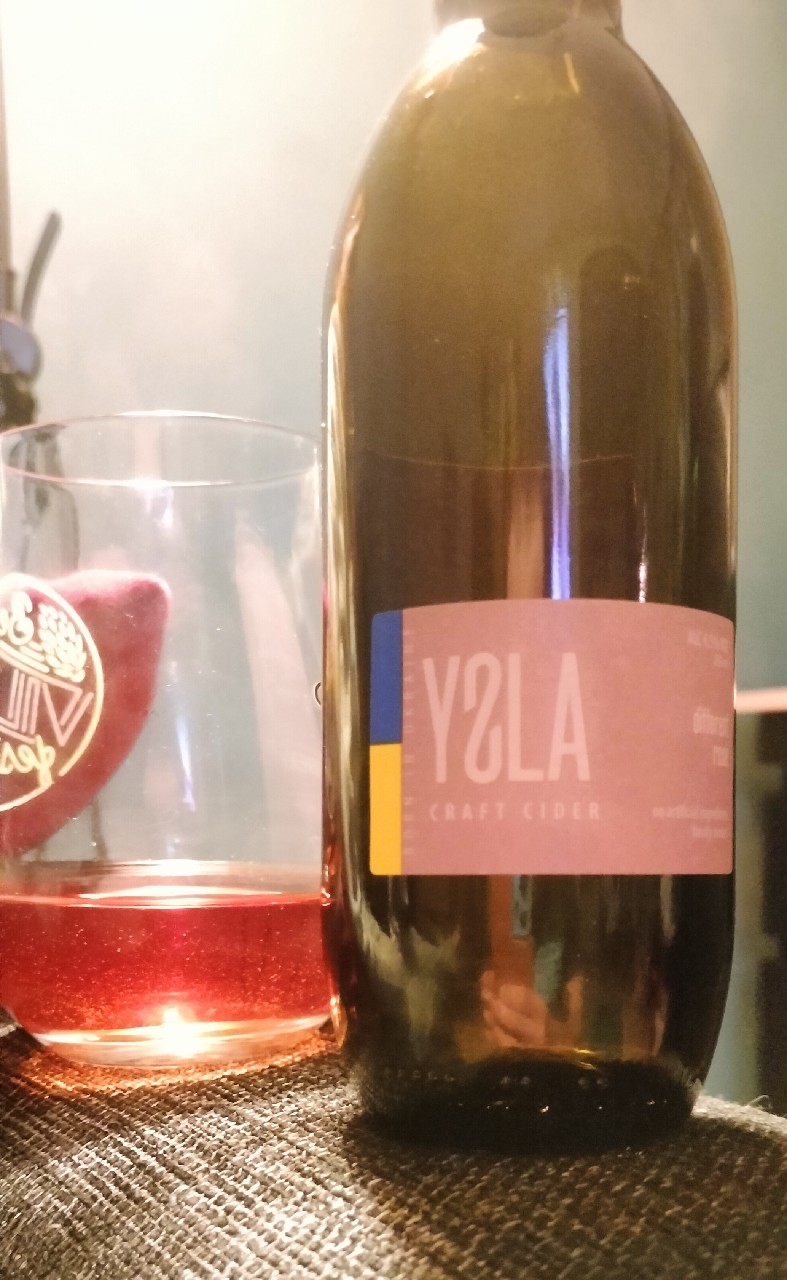 Different Rose, Ukraine