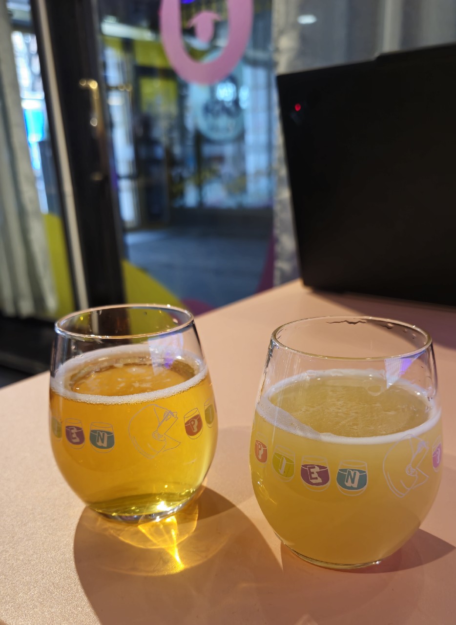 Wolfenthrone, United States