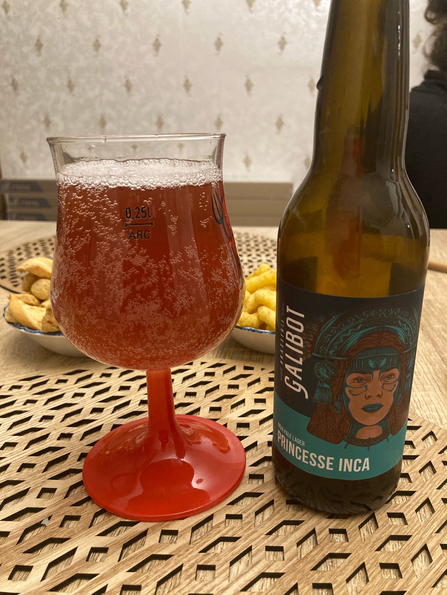 Princesse Inca, Tom & Charly (Bit'Chum)