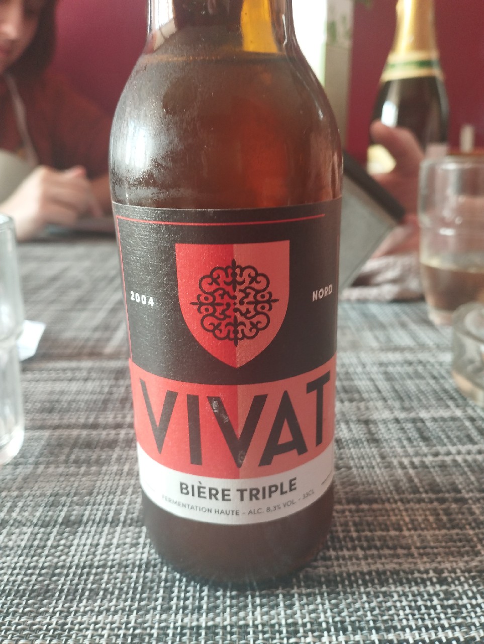 Vivat Triple, France