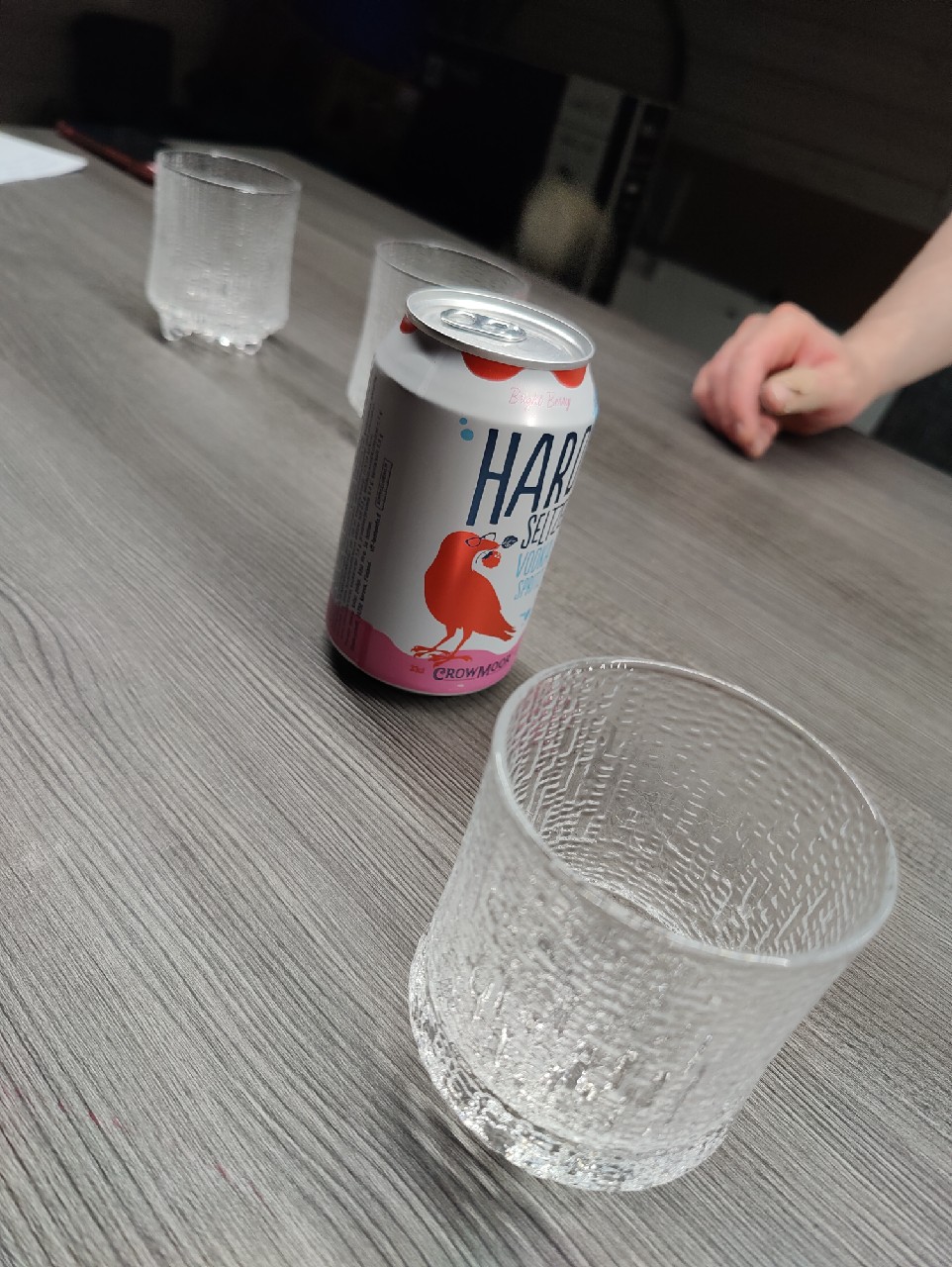 Crowmoor Vodka Spritz Bright Berry, Finland