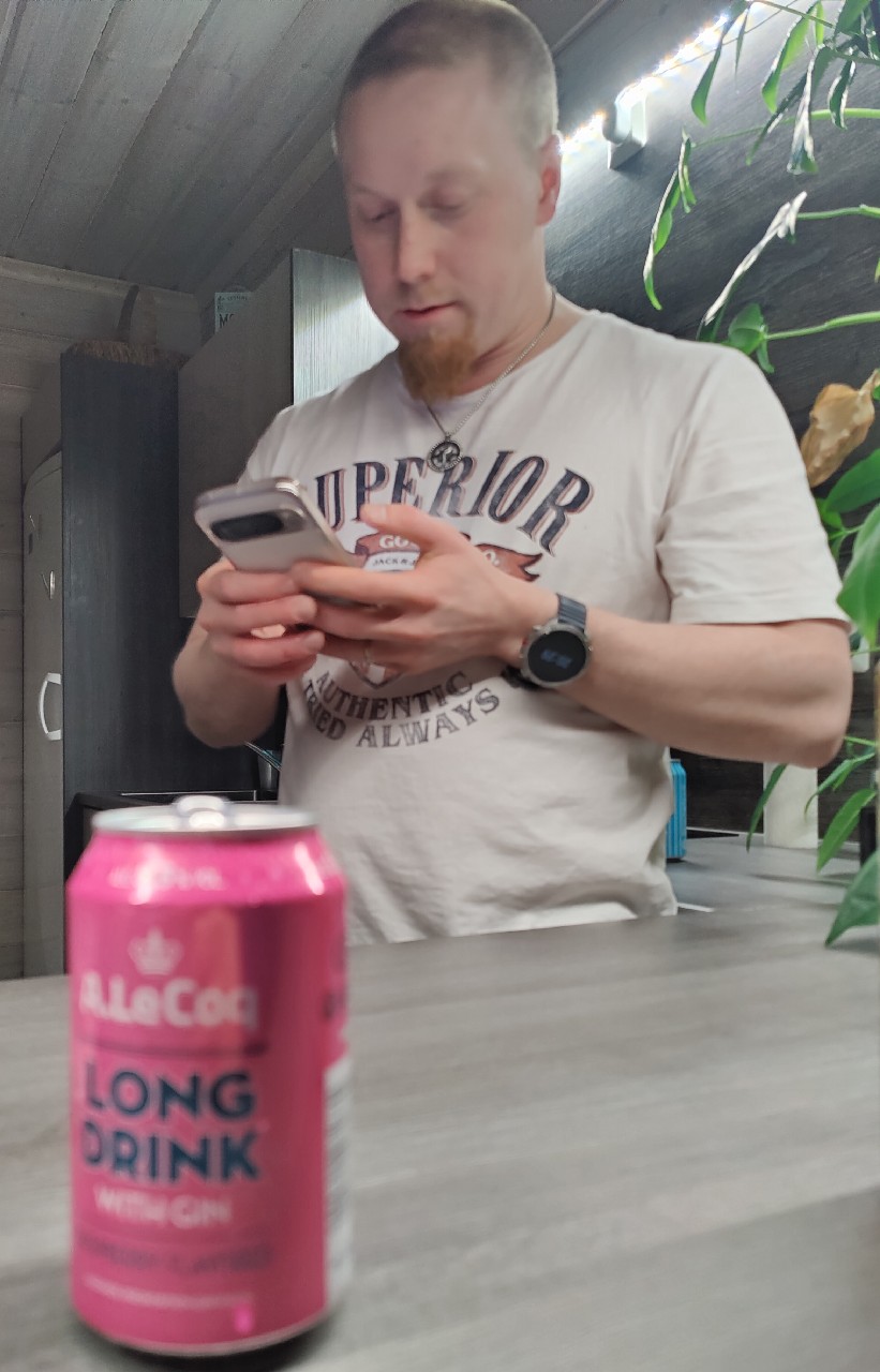 Gin Raspberry Long Drink, Estonia