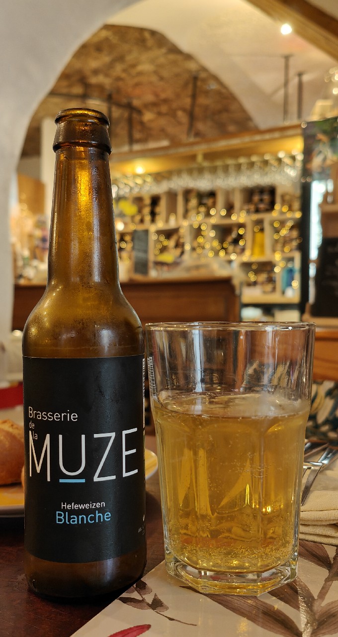 Muze Blanche, Brasserie De La Muze