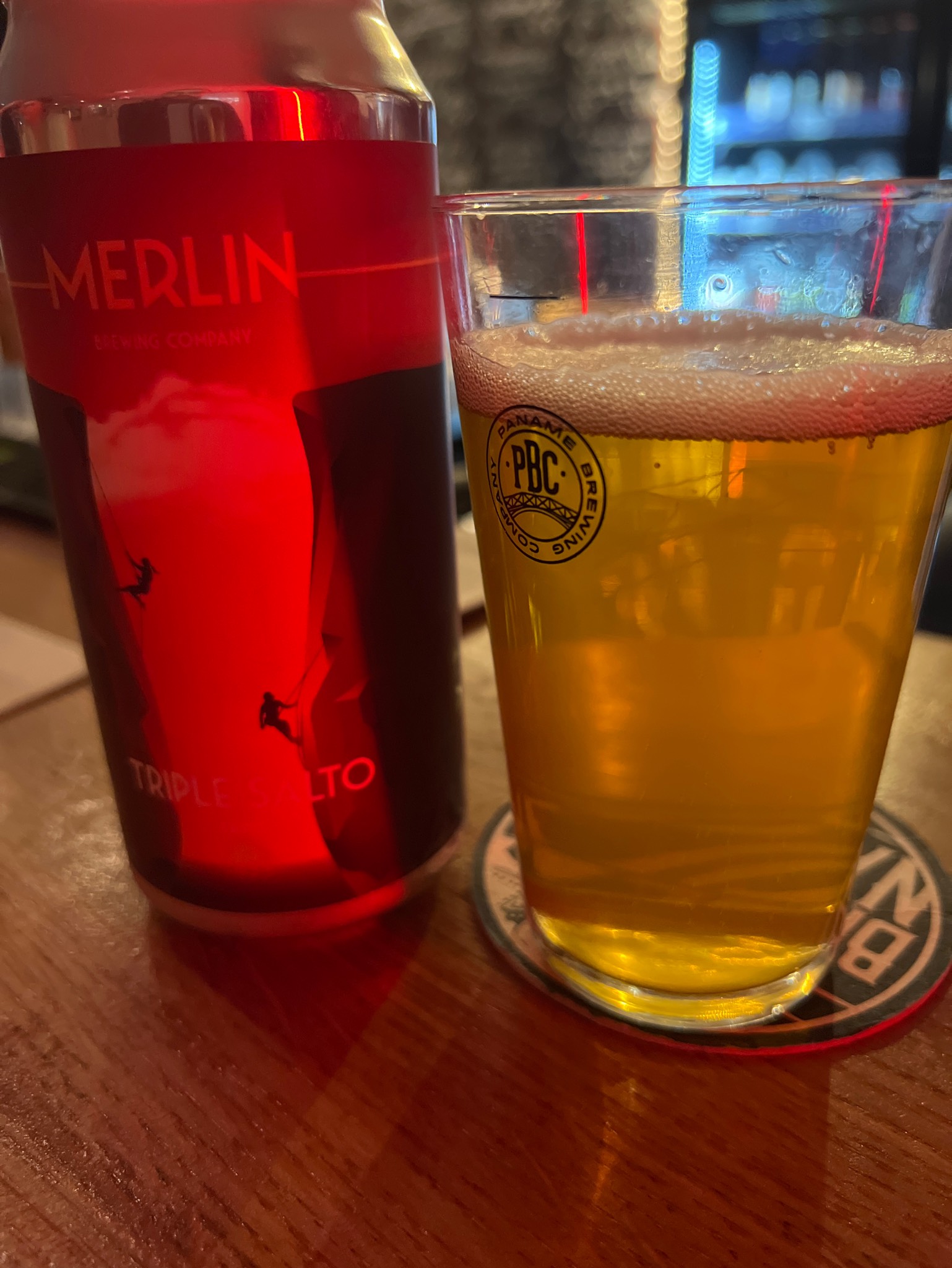 Triple Salto, France