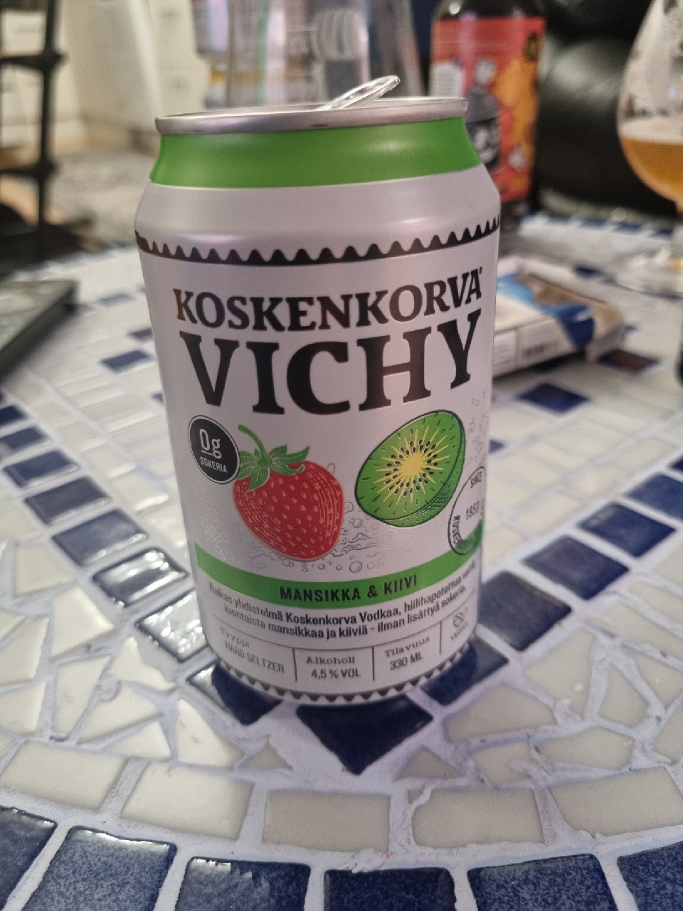 Koskenkorva Vichy Mansikka & Kiivi, Finland