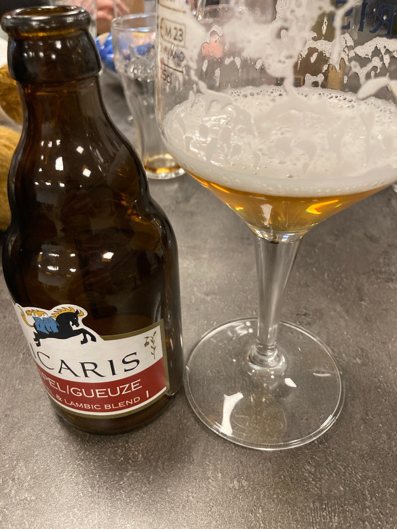 Vicaris Tripel-Gueuze, Belgium