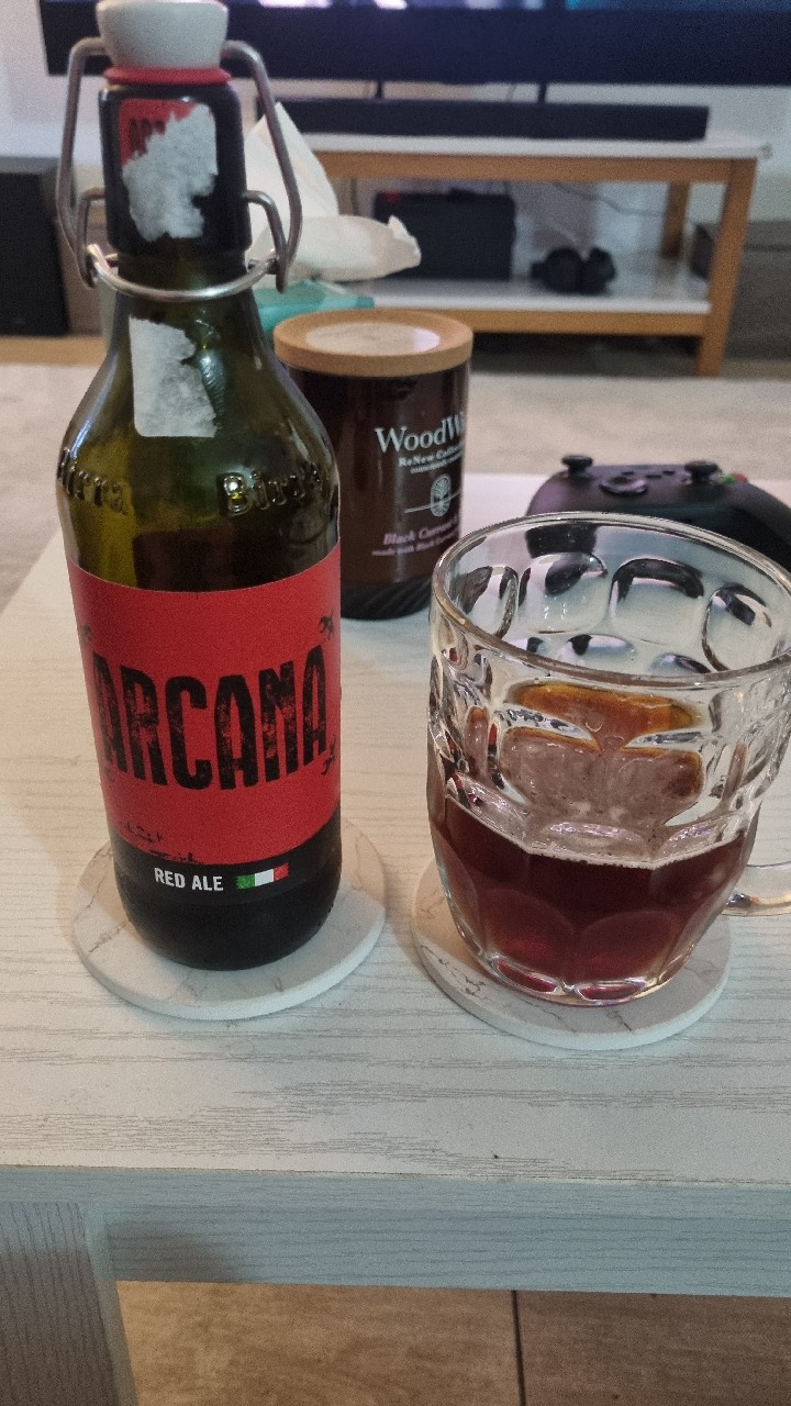Arcana Red Ale, Italy