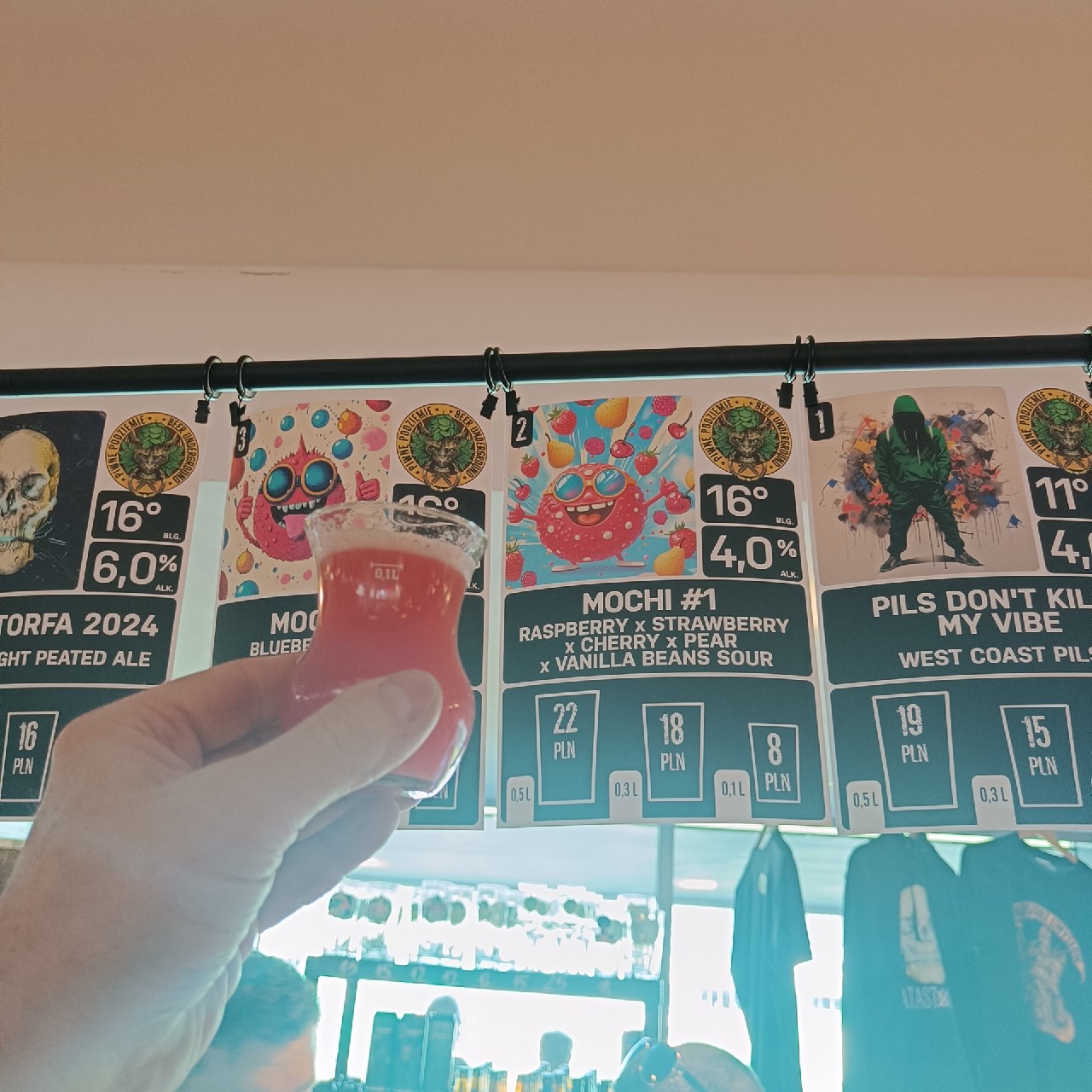 Mochi - Raspberry x Strawberry x Cherry x Pear x Vanilla Beans, Poland