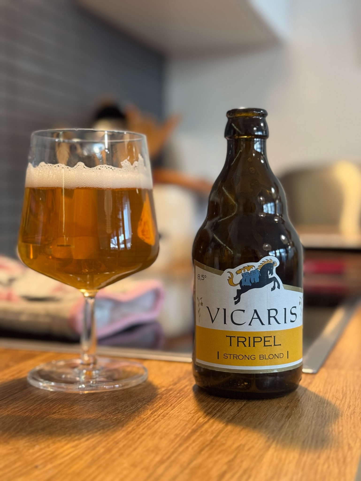 Vicaris Tripel, Brouwerij Dillewijns