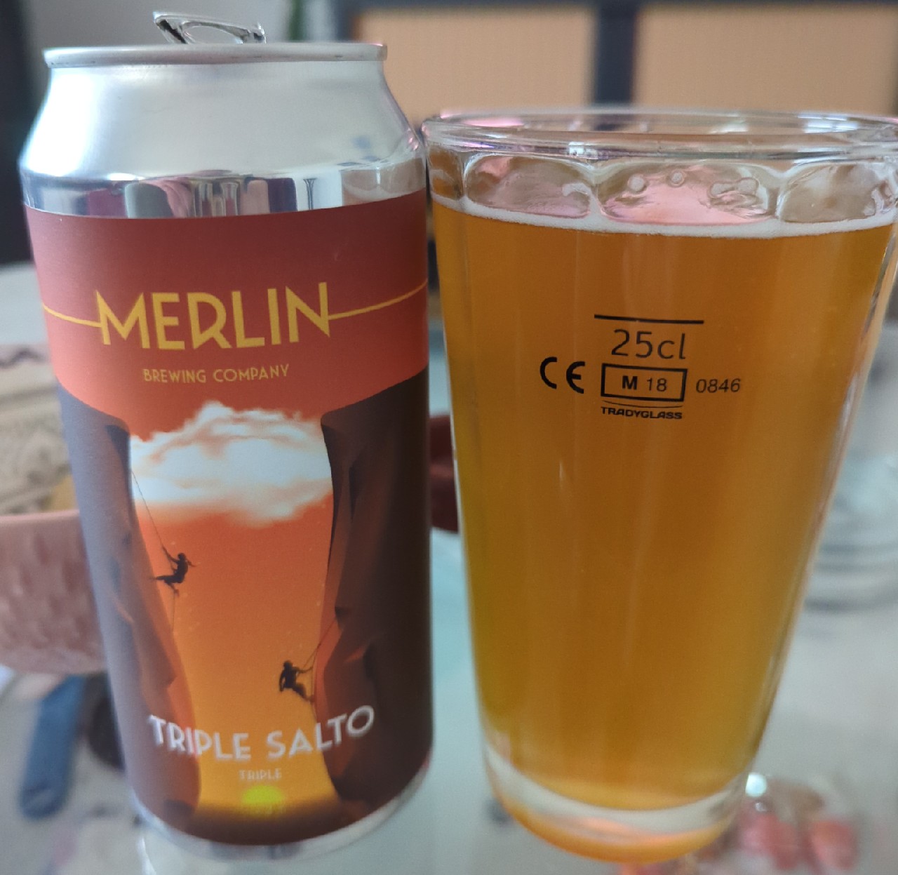 Triple Salto, France