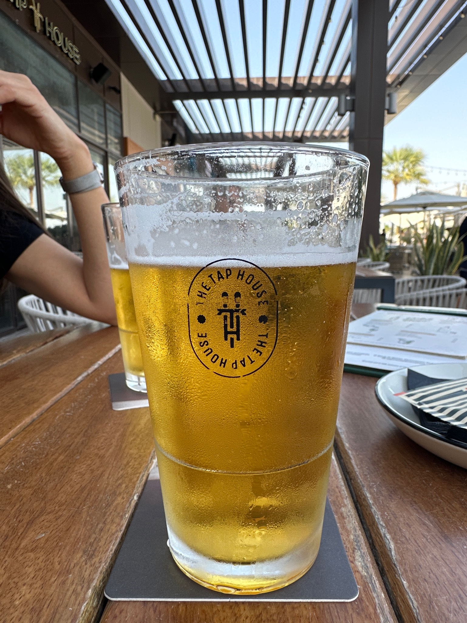 nosedive, The taphouse