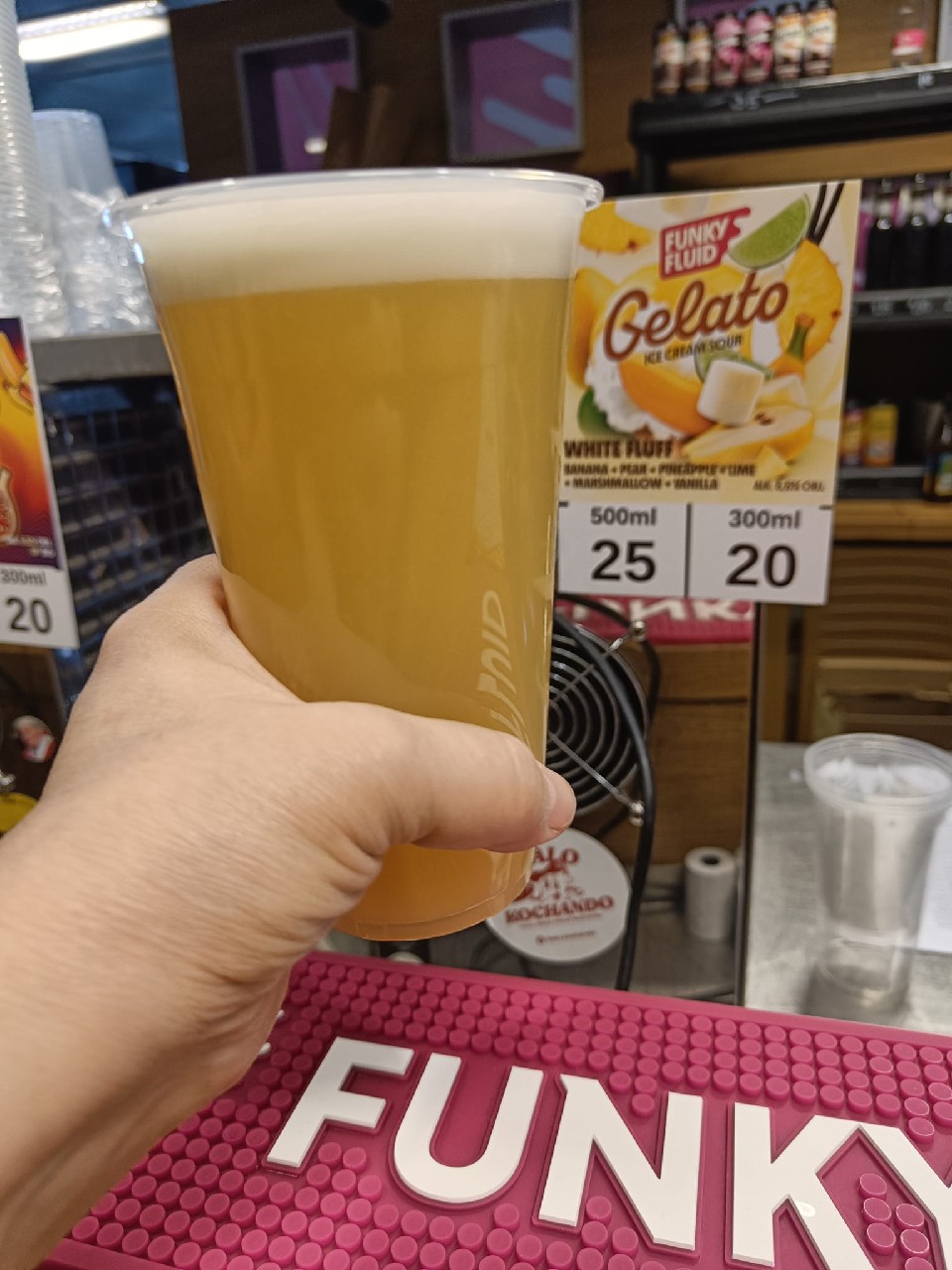 Gelato: White Fluff, Poland