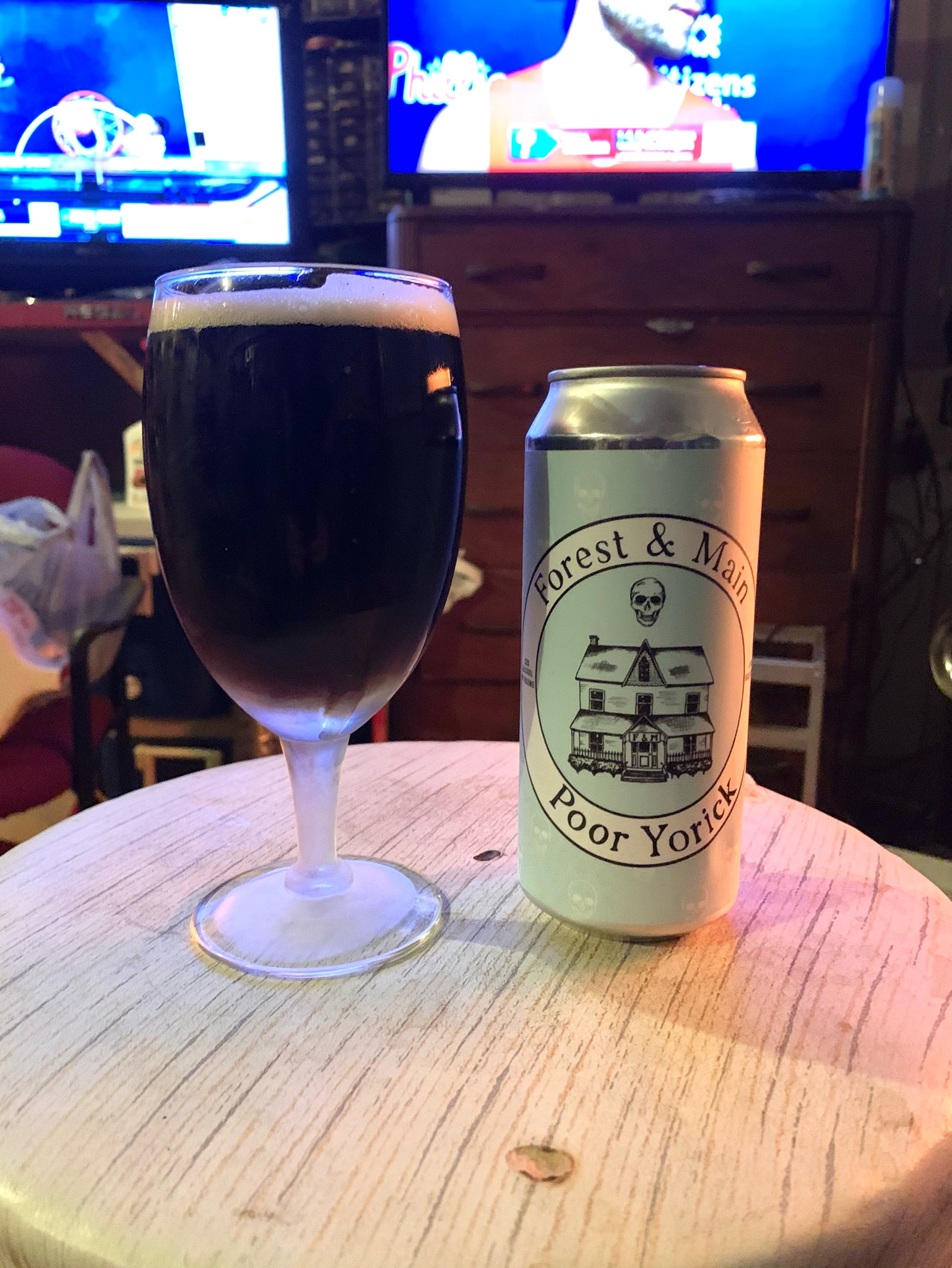 Poor Yorick, Forest & Main Brewing Company