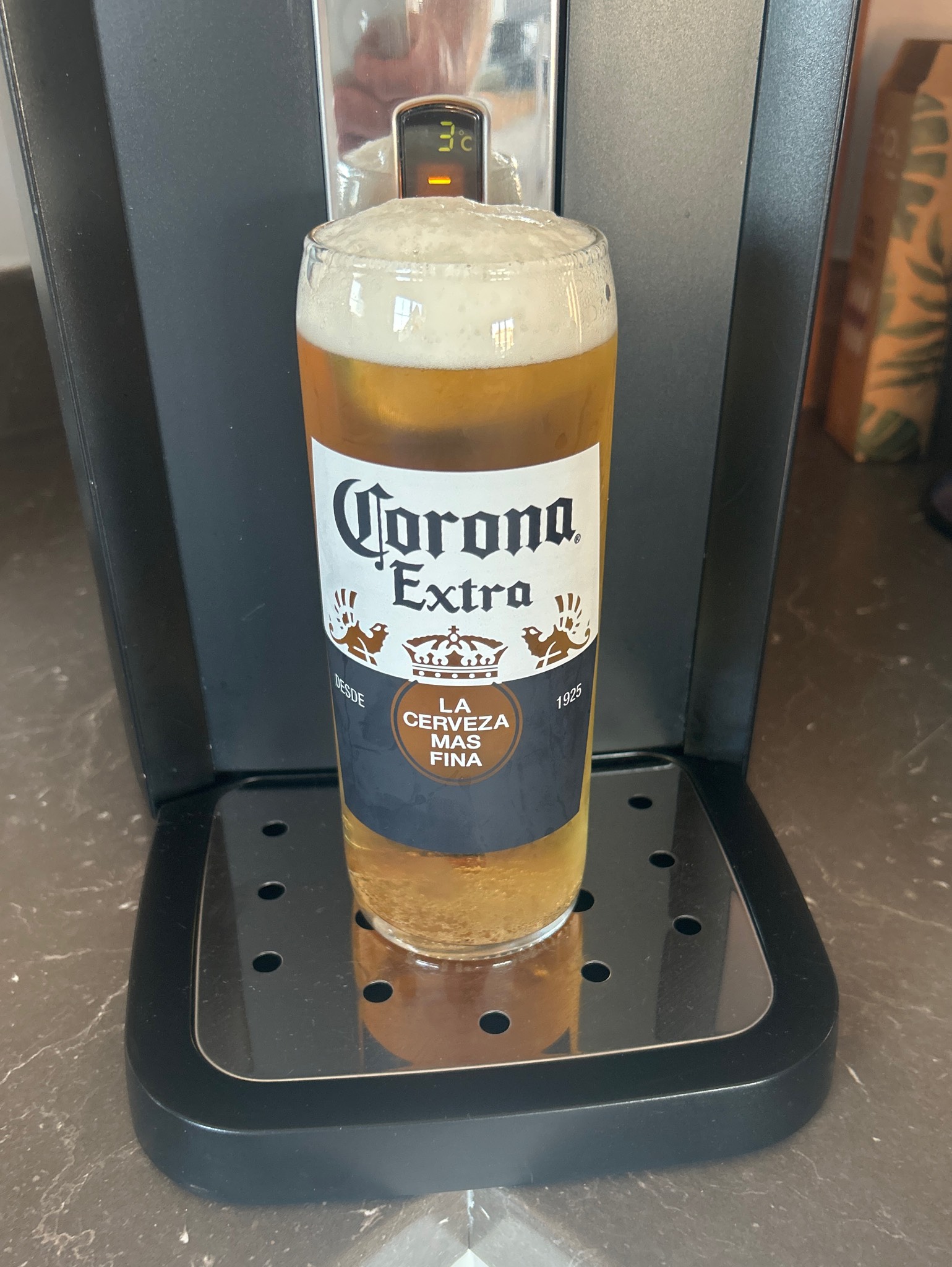 Corona ligera, AB Inbev UK Limited