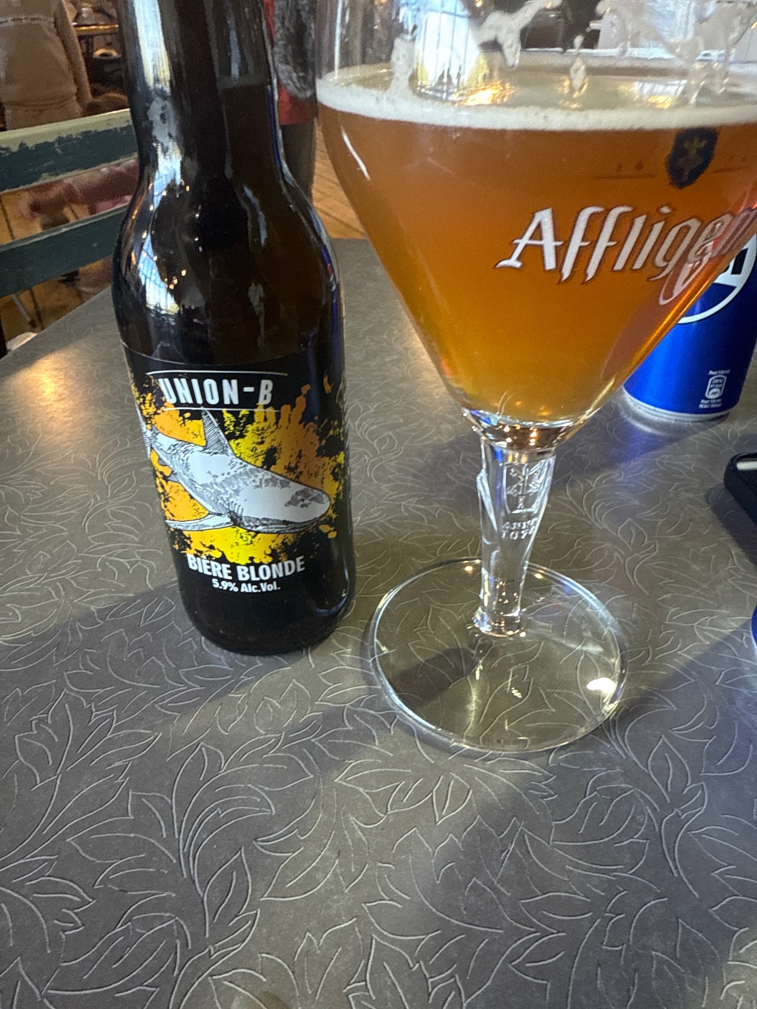 Union-B Blonde, France