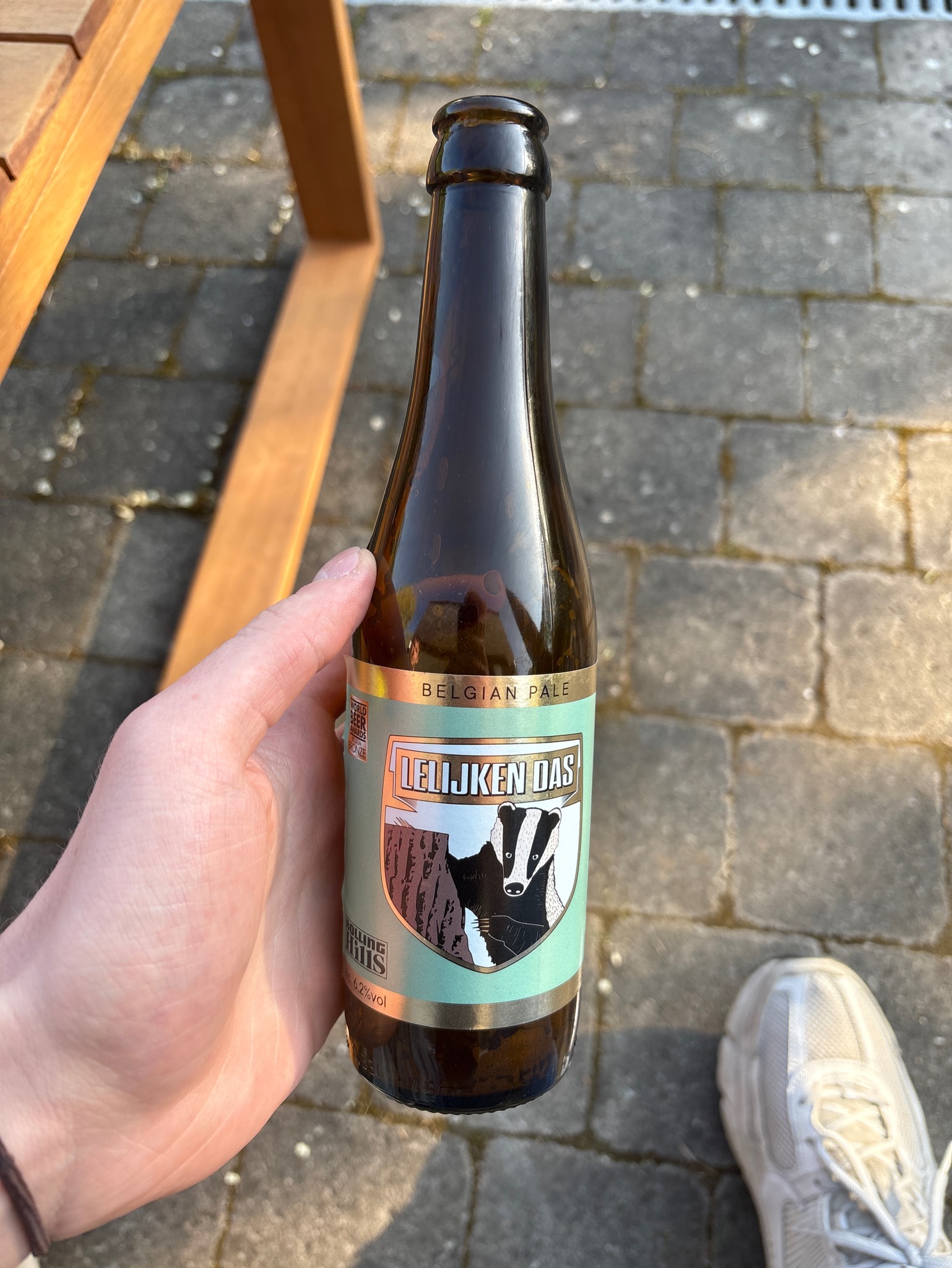 Lelijken Das, Belgium