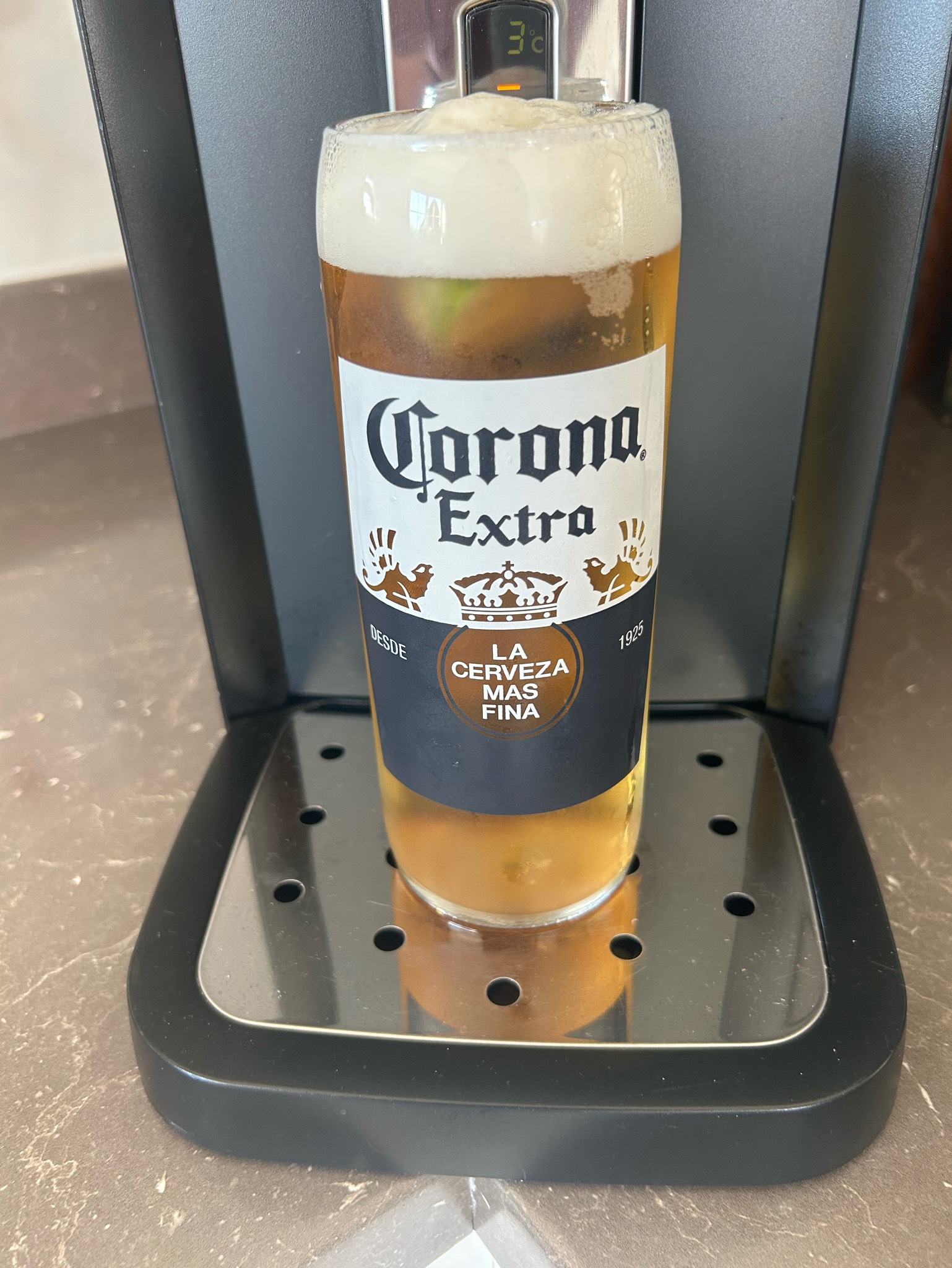 Corona ligera, AB Inbev UK Limited