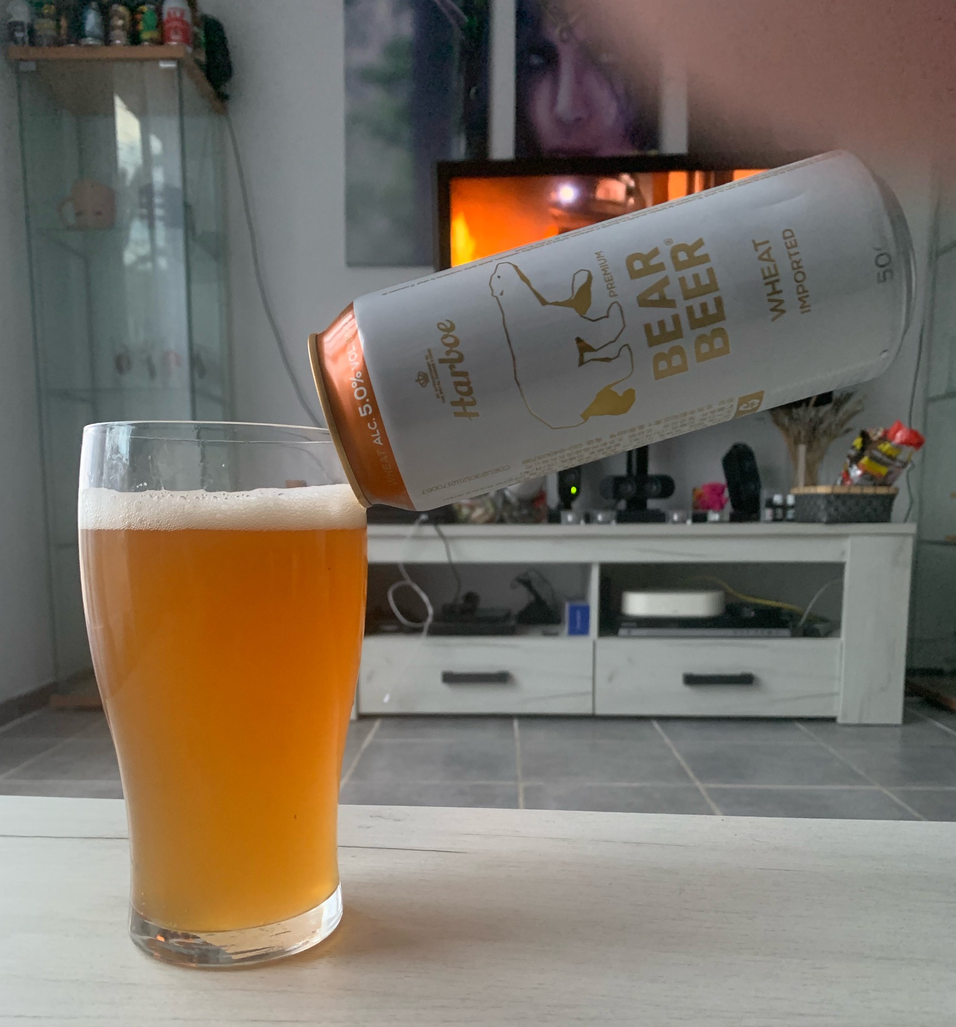 Bear Beer Wheat, Harboe's Brewery A / S