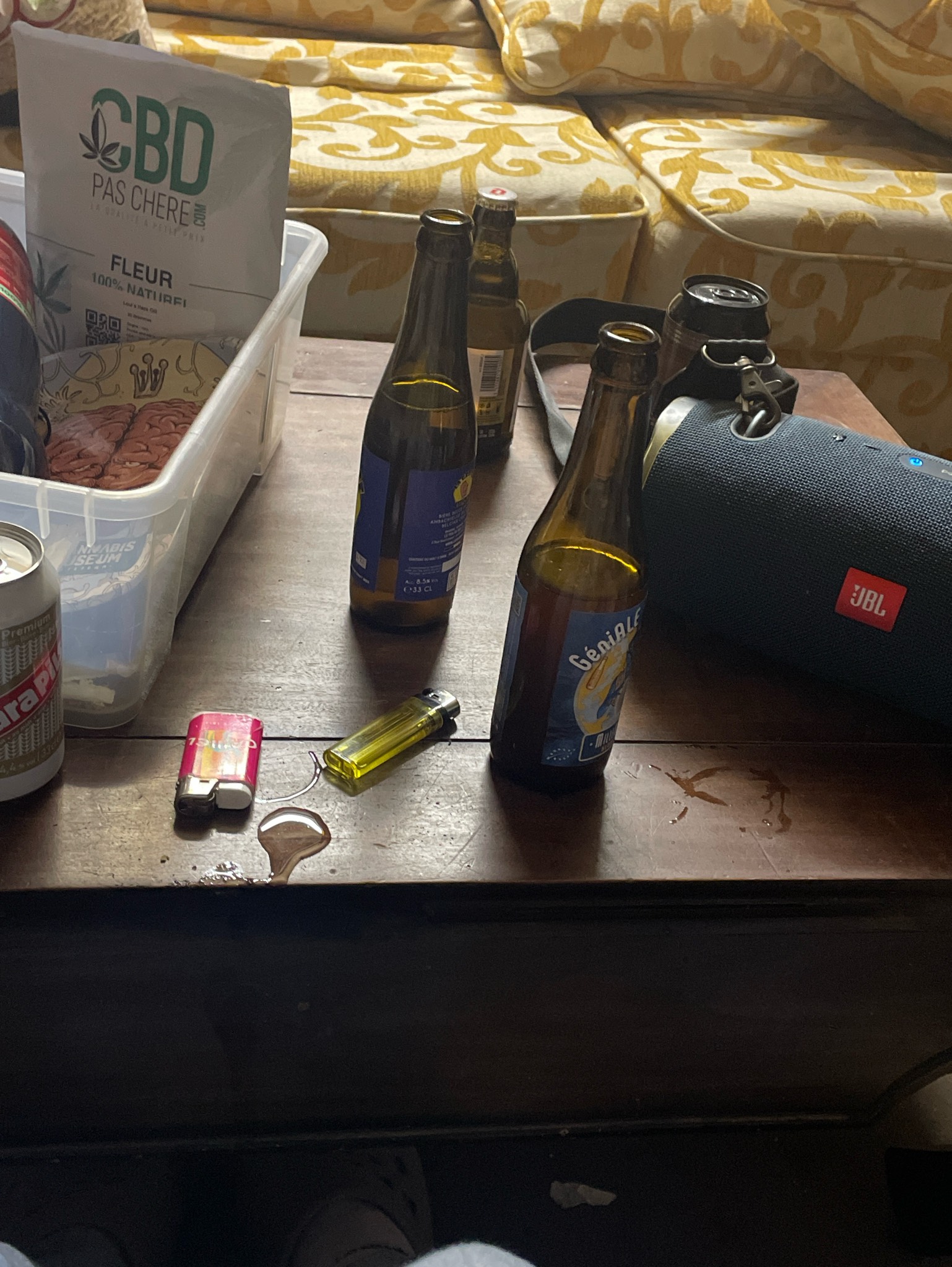 La Mille Vertus, Belgium