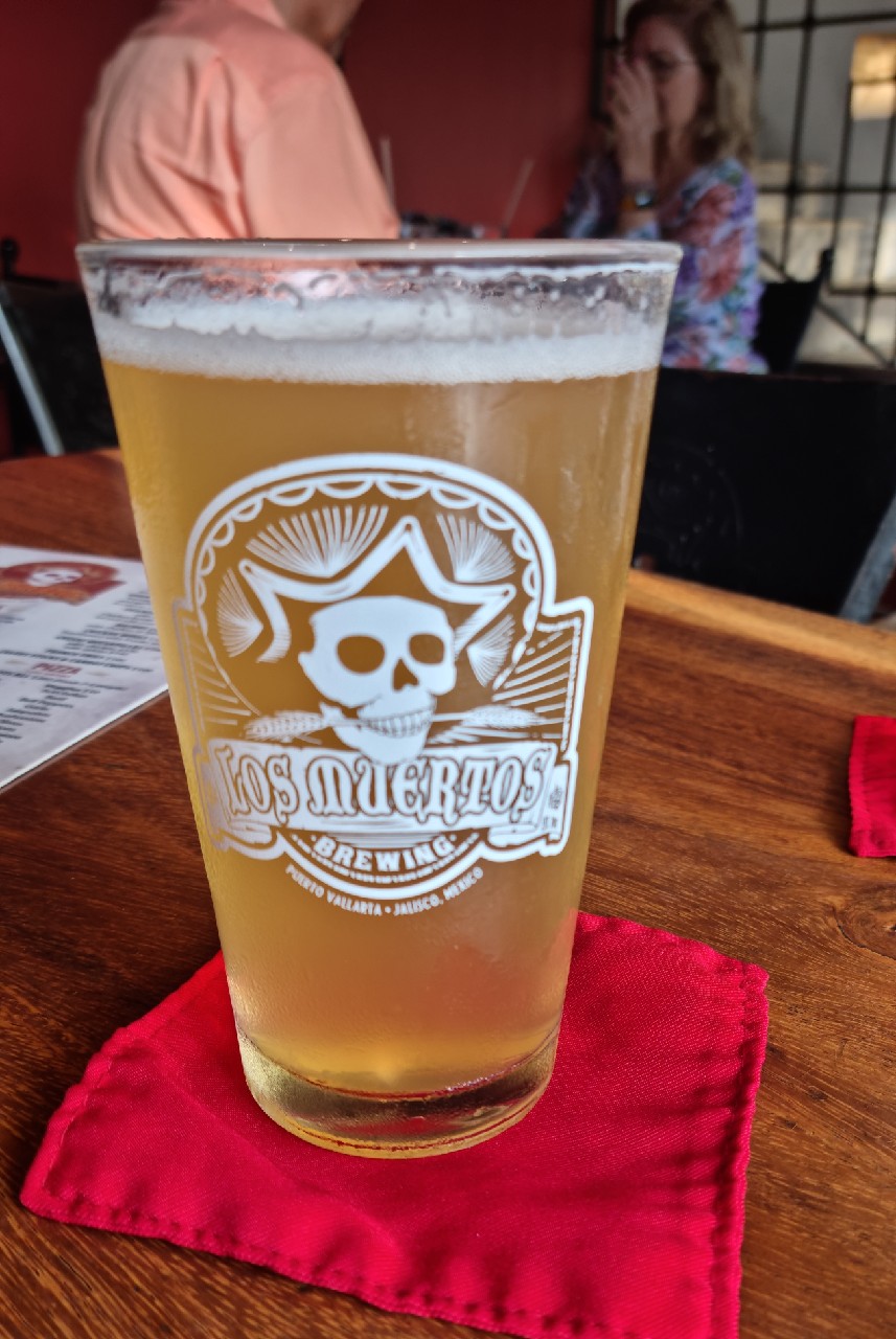 Anillo De Fuego, Los Muertos Brewing