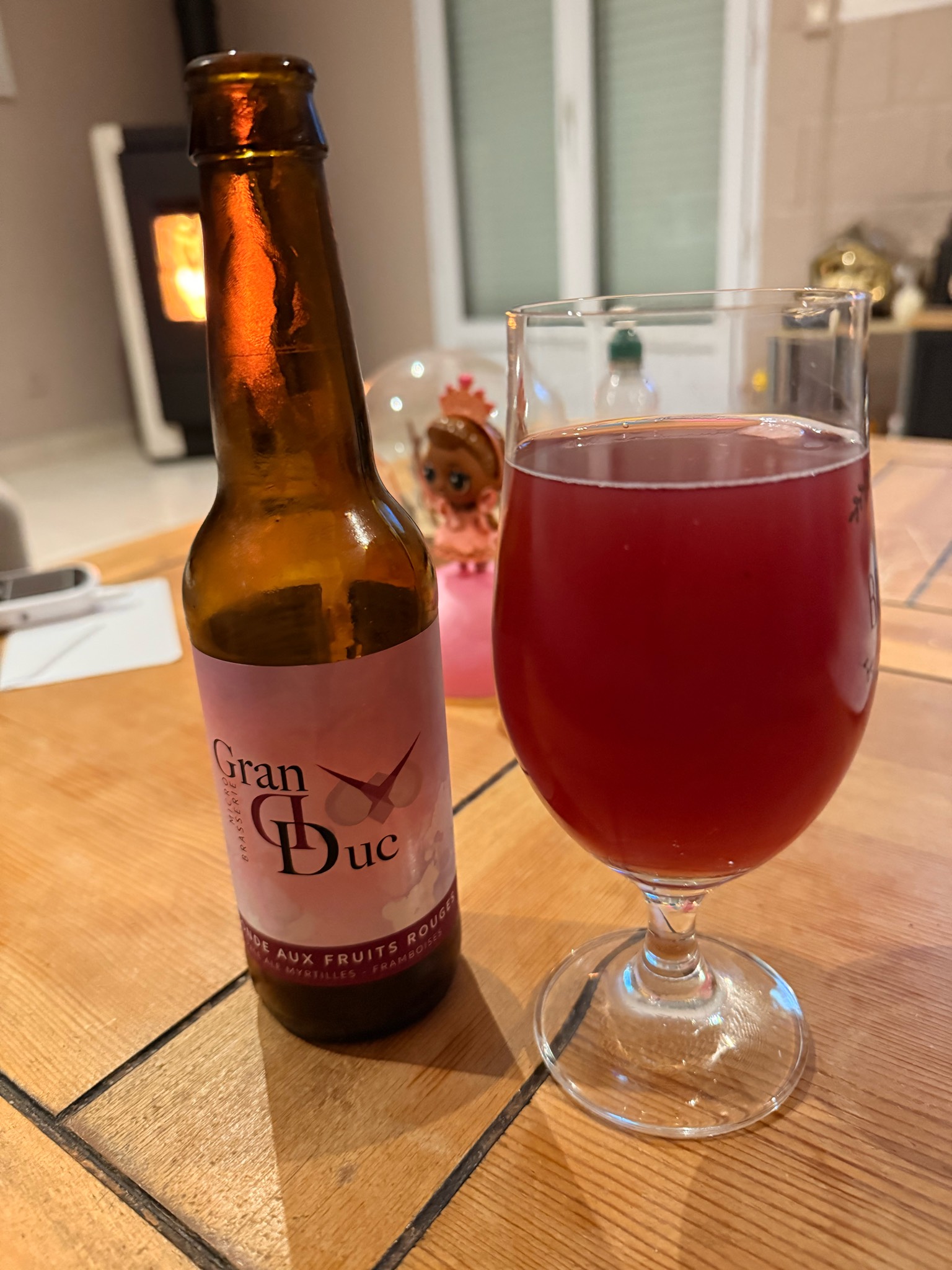 Blonde Aux Fruits Rouges, France