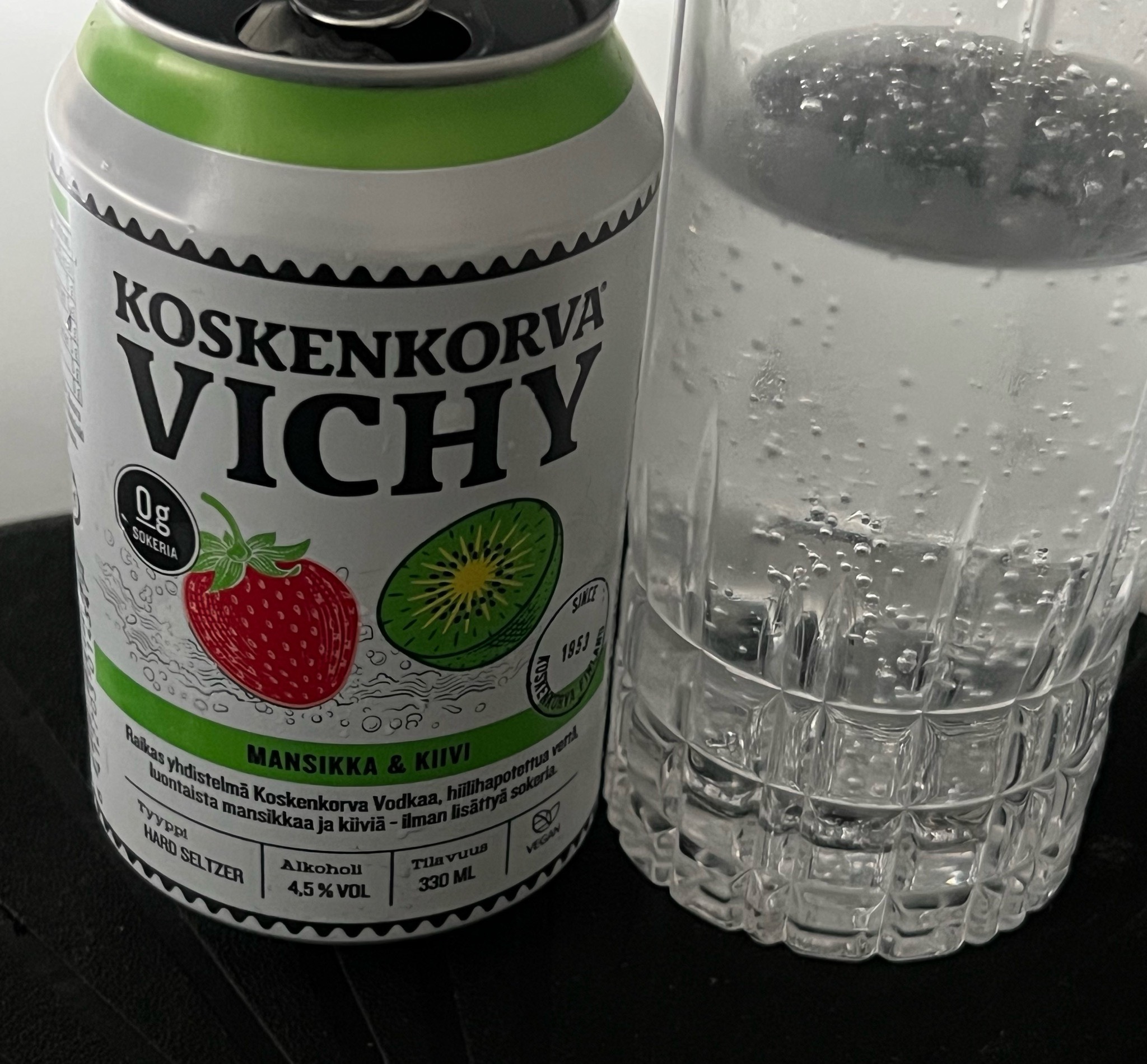 Koskenkorva Vichy Mansikka & Kiivi, Finland