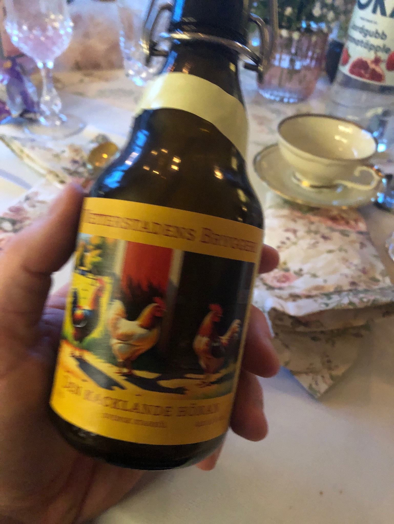 Den Kacklande Hönan, Sweden