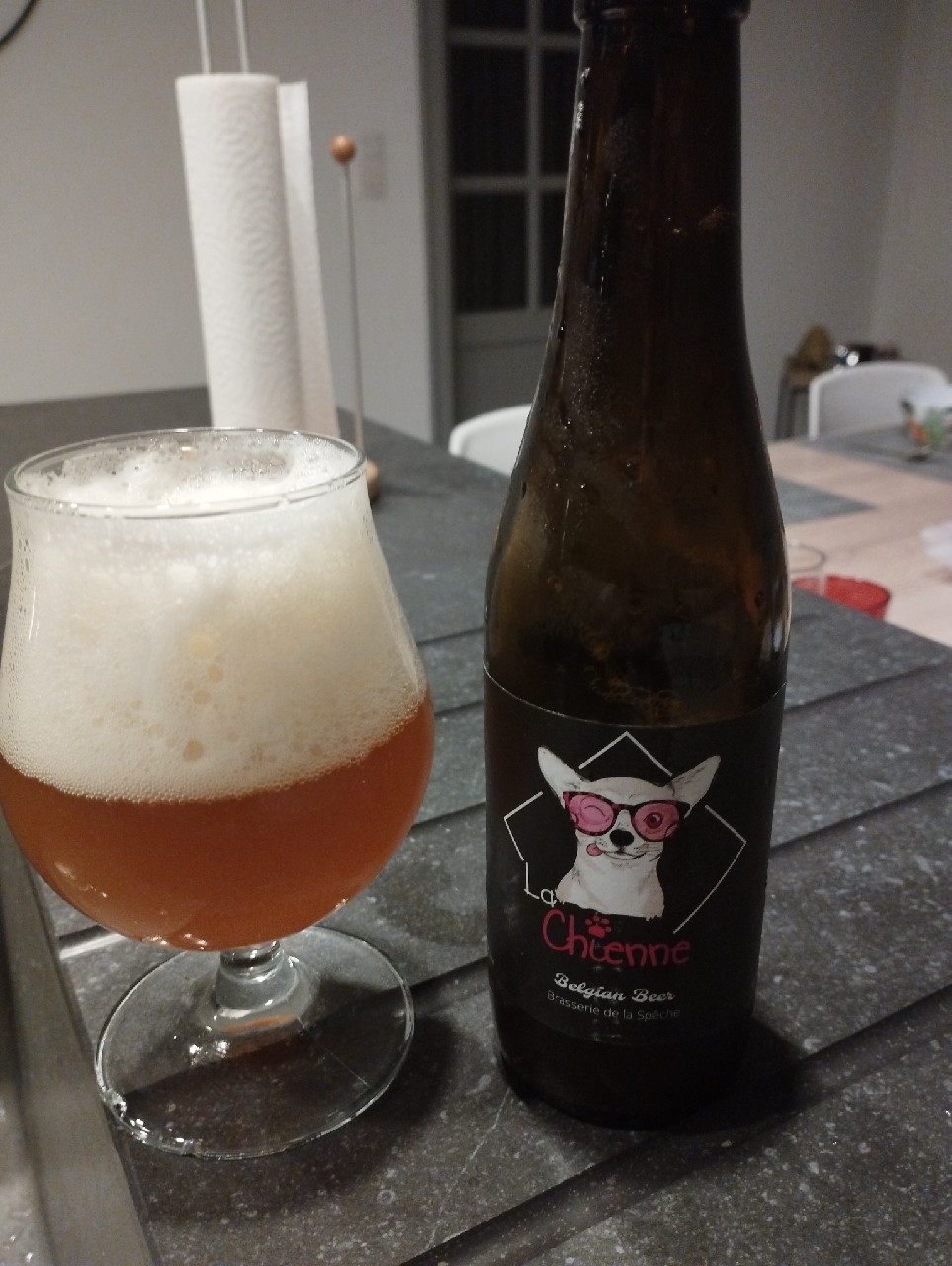 La Chienne, Brasserie Sainte Hélène