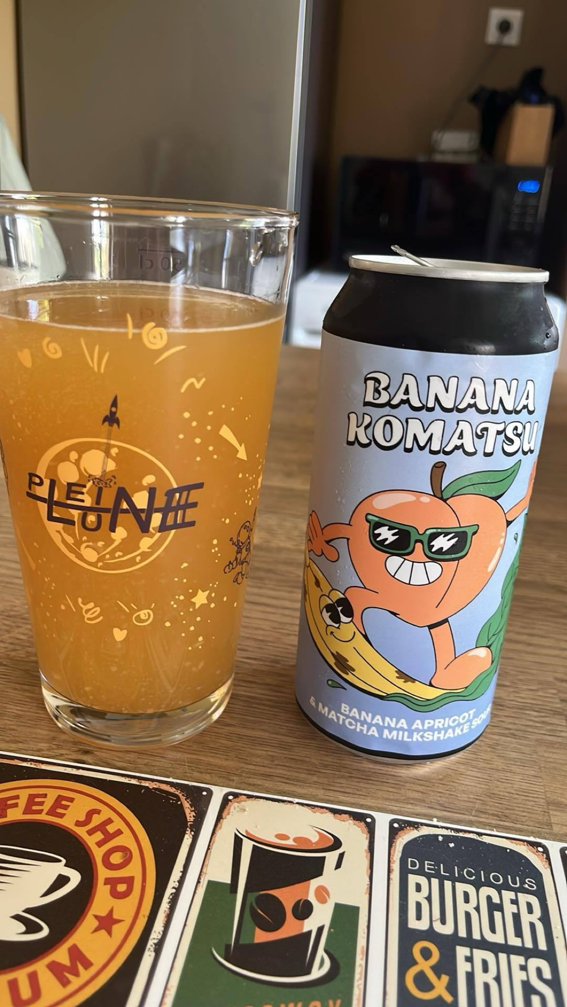 Banana Komatsu, France