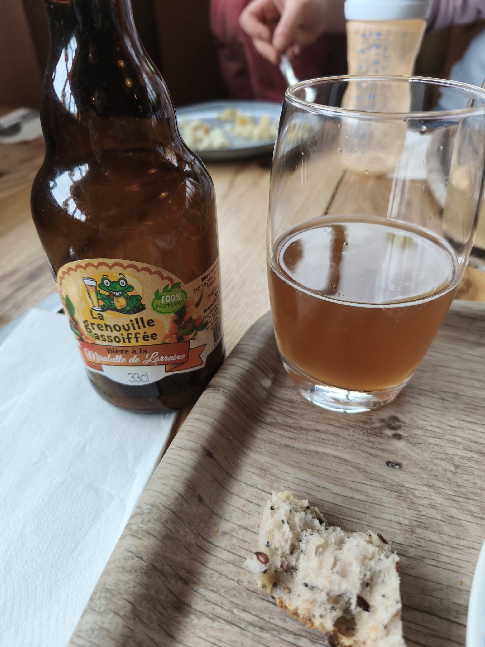 La Grenouille Assoiffée À La Mirabelle, France