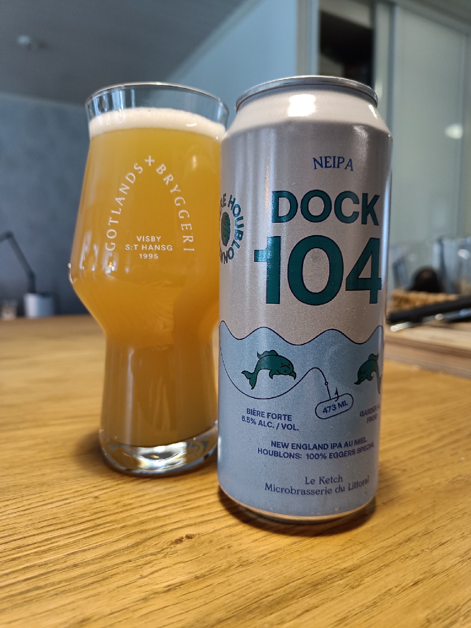 Dock 104, Canada