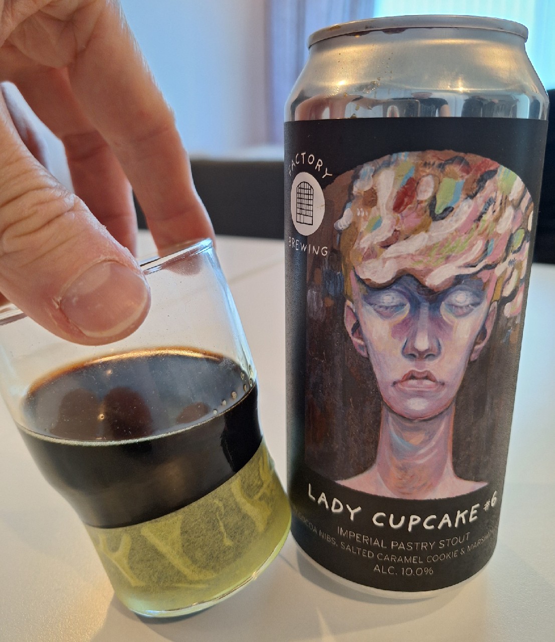 Lady Cupcake #6 (Cocoa Nibs, Salted Caramel Cookie & Marshmallow), Finland