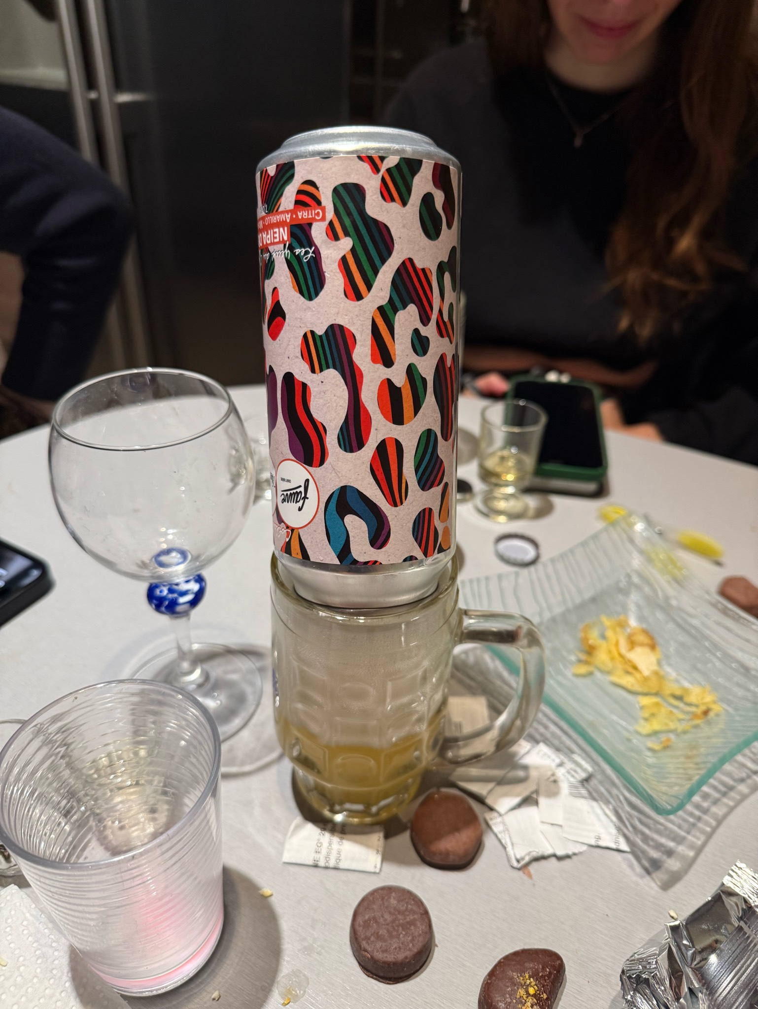 Les Yeux Du Crocodile, France