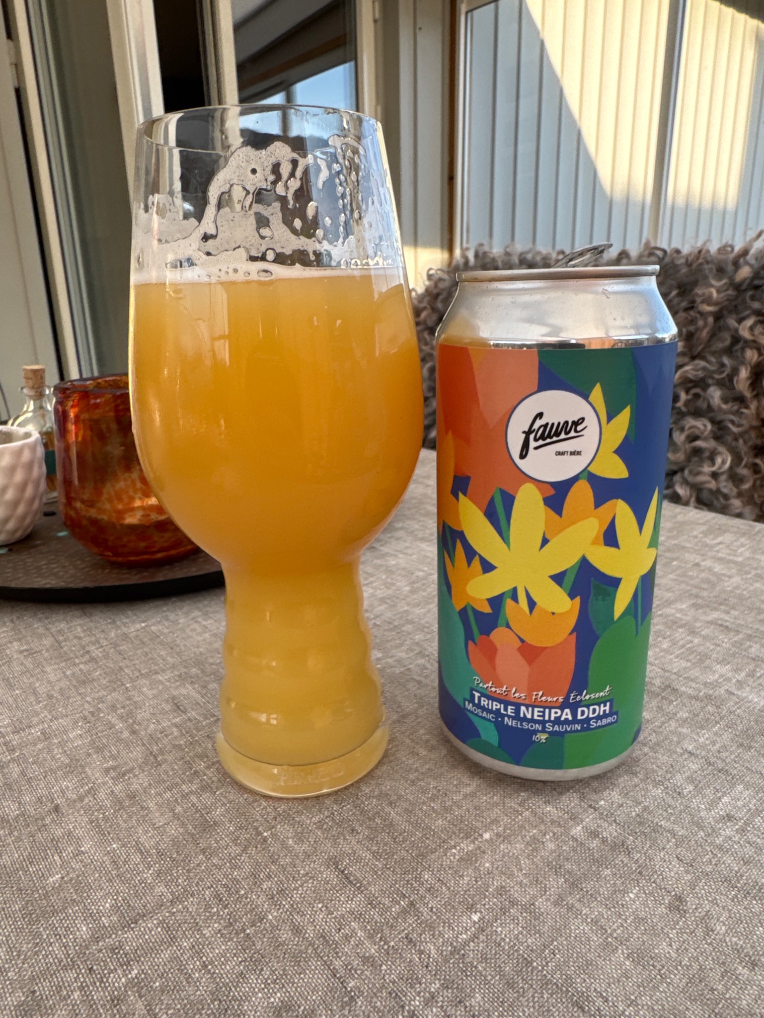 Partout Les Fleurs Éclosent, France