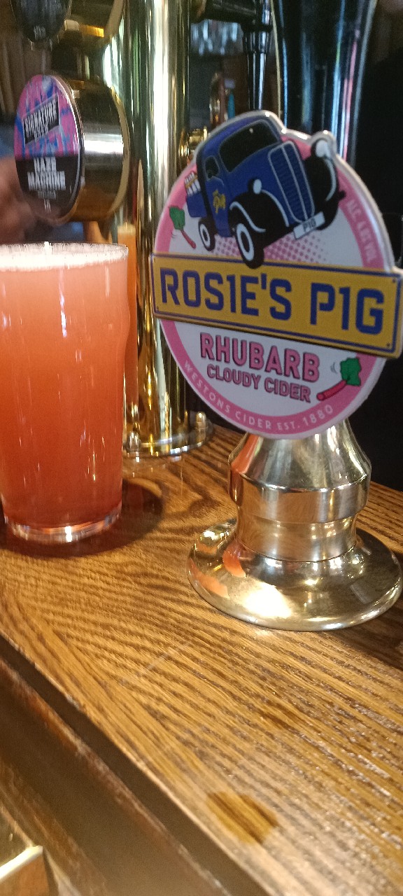 Rosie's Pig: Rhubarb Cloudy Cider, England