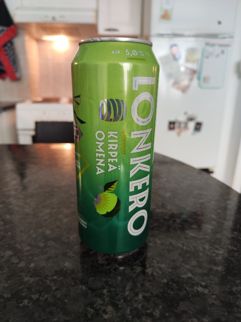 Kirpeä Omena Lonkero 5.0%, Finland