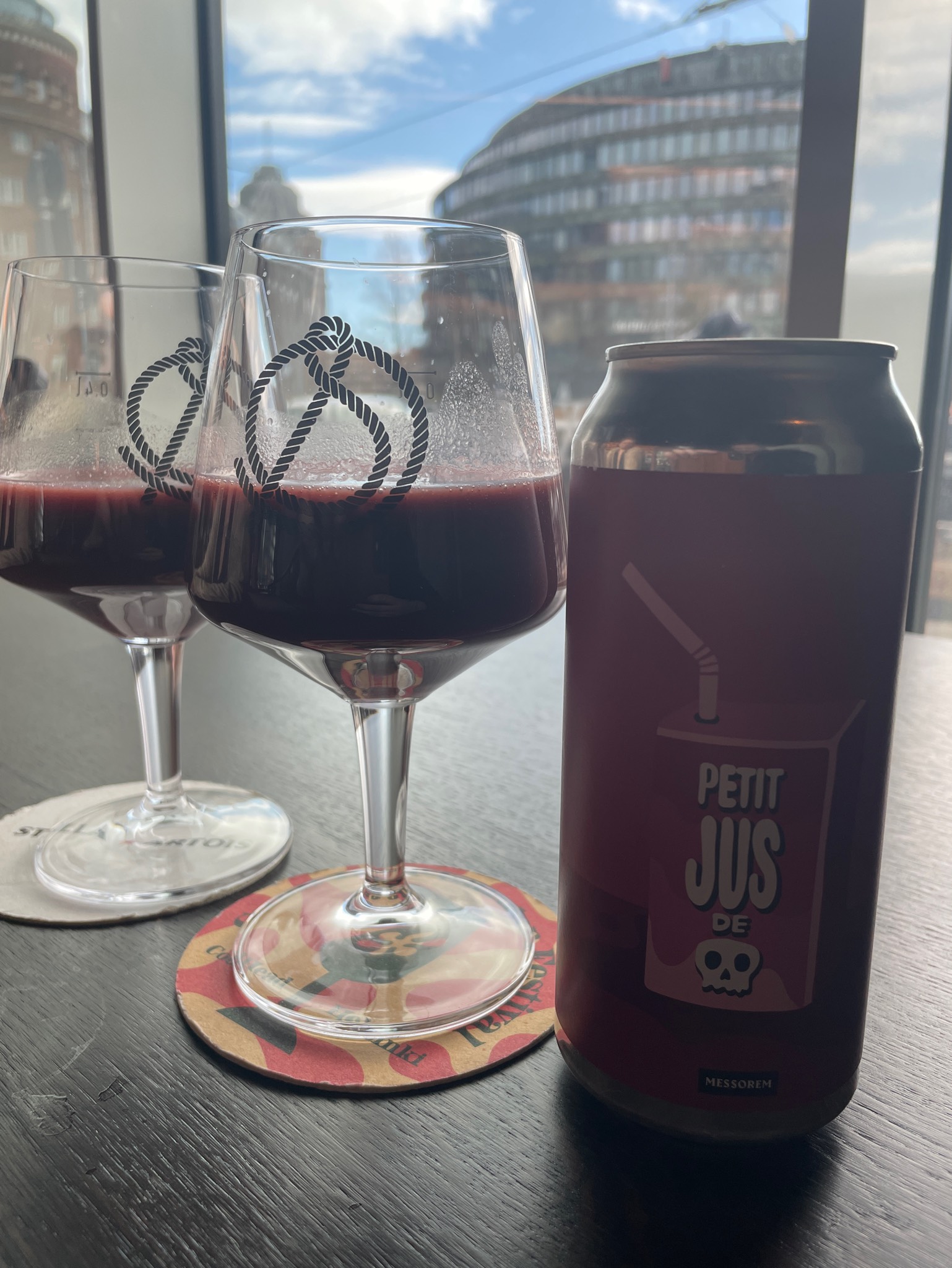 Petit Jus de Mort: Mûres + Framboise + Pomme Grenade, Canada