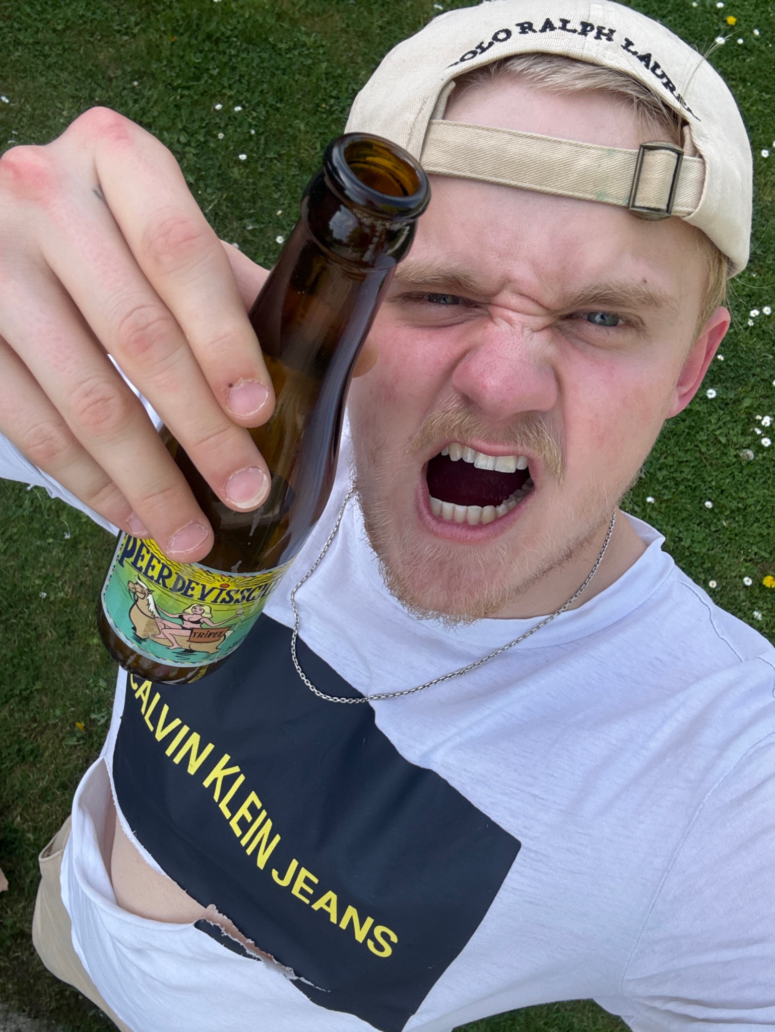 Peerdevisscher Tripel, Belgium