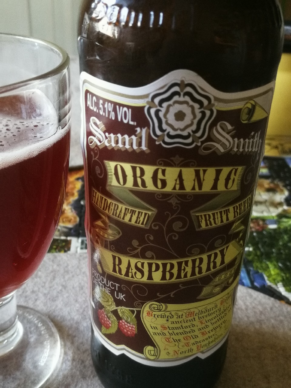Organic Raspberry Fruit Beer, England