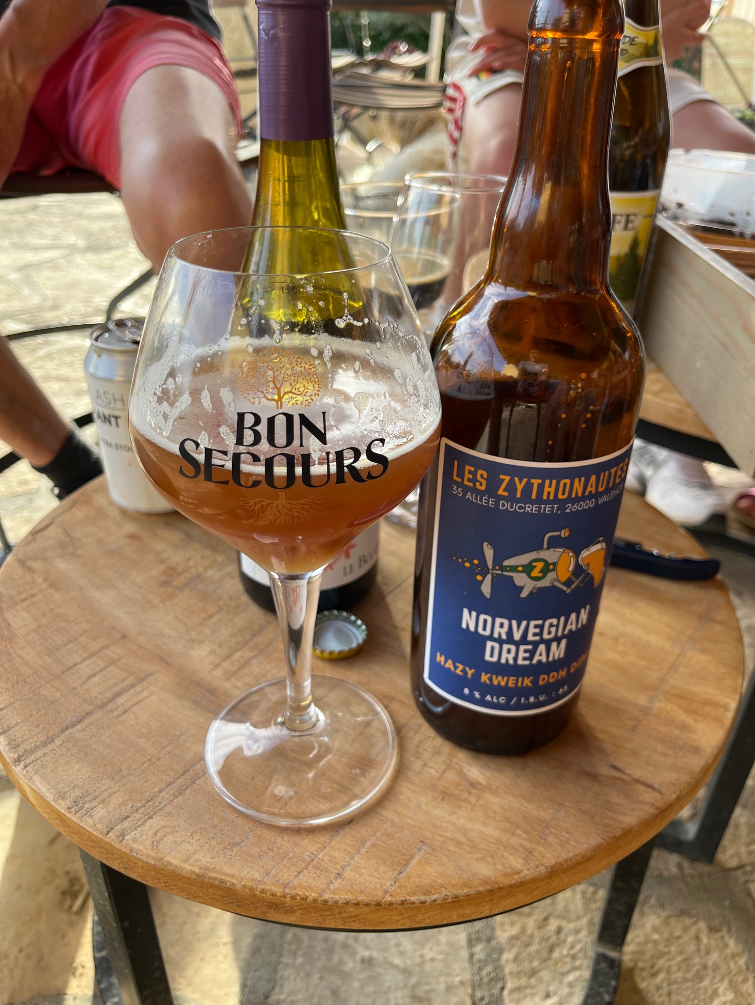Norvegian Dream, Les Zythonautes