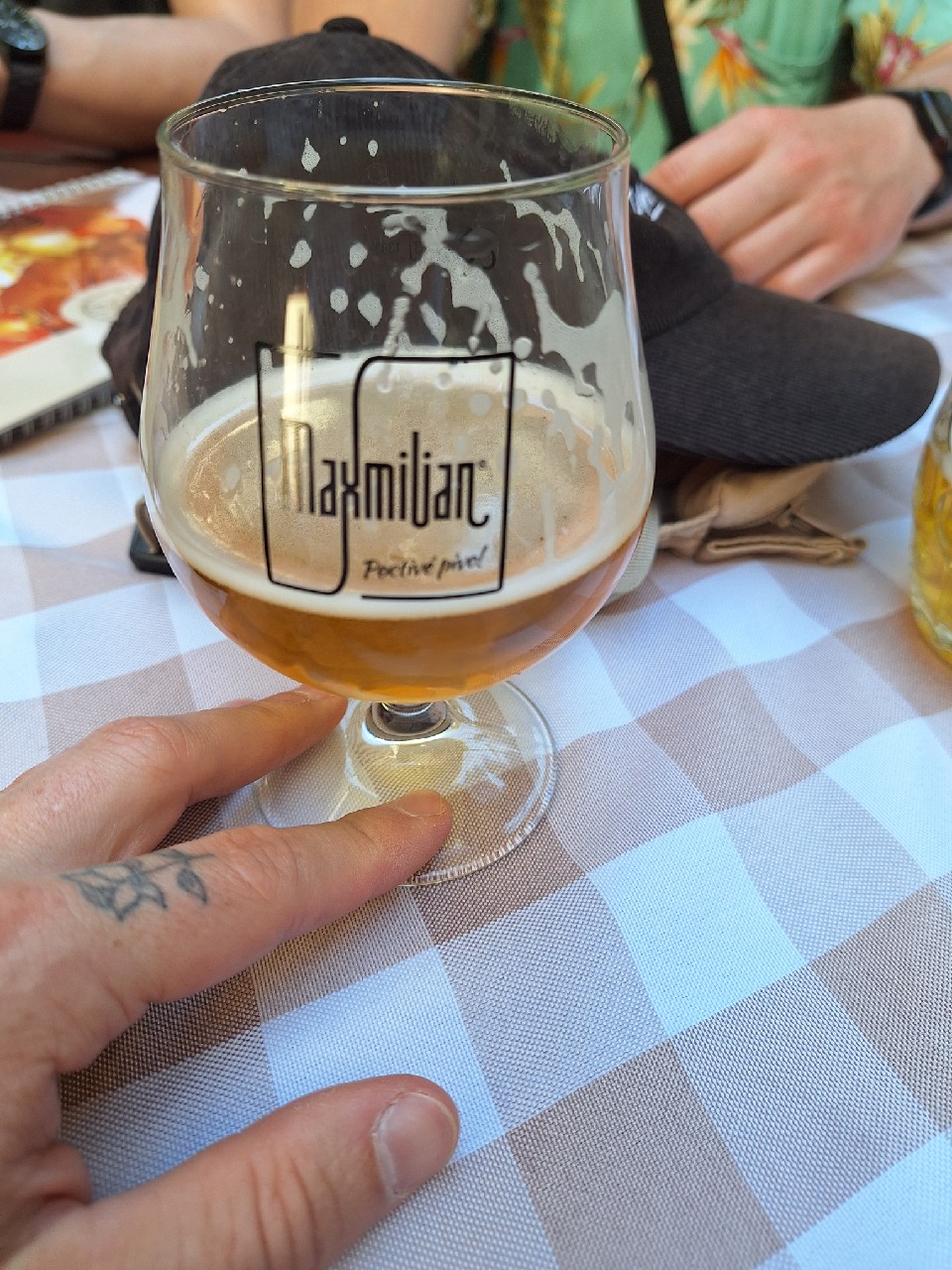 Satyr Apa 12, Slovakia